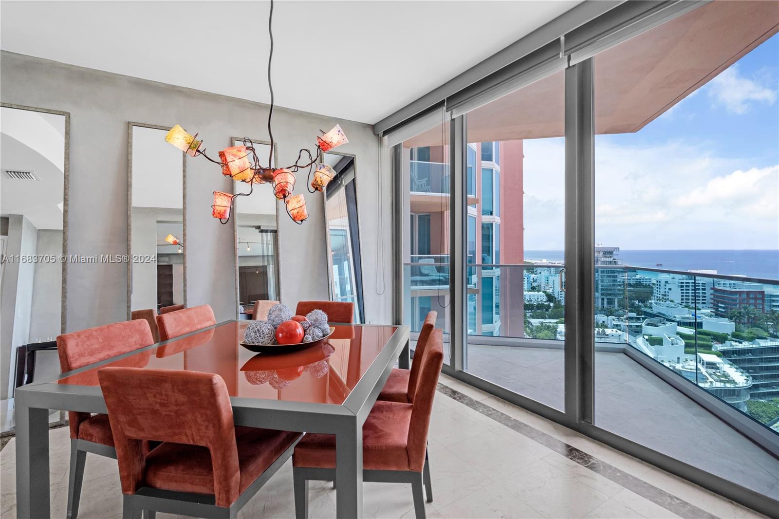 300 S Pointe Dr #2102, Miami Beach FL 33139