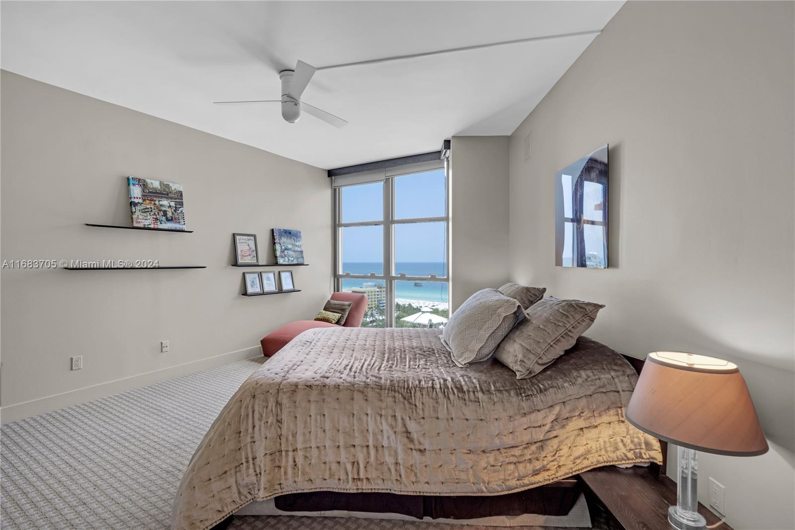 300 S Pointe Dr #2102, Miami Beach FL 33139