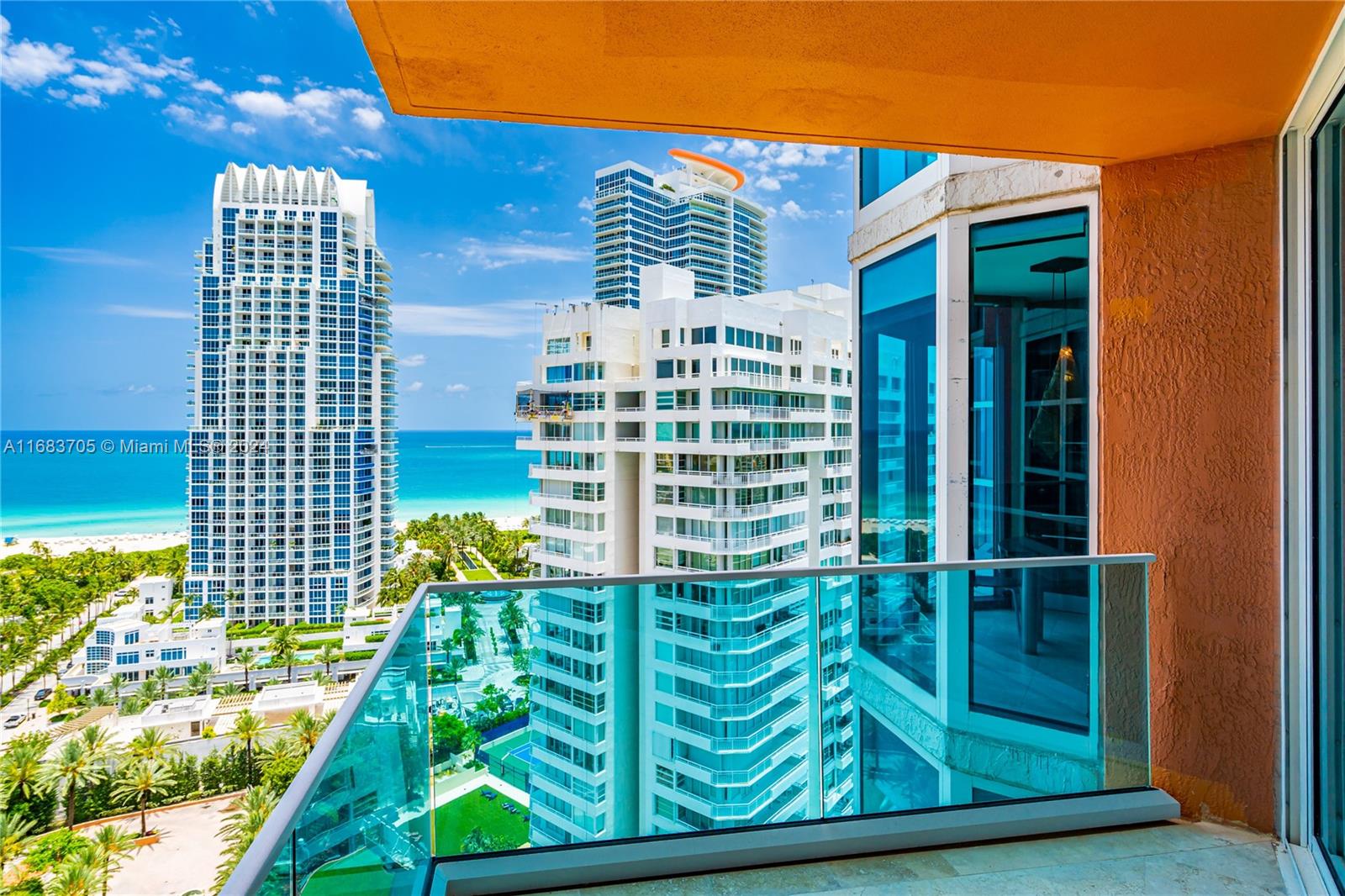 300 S Pointe Dr #2102, Miami Beach FL 33139