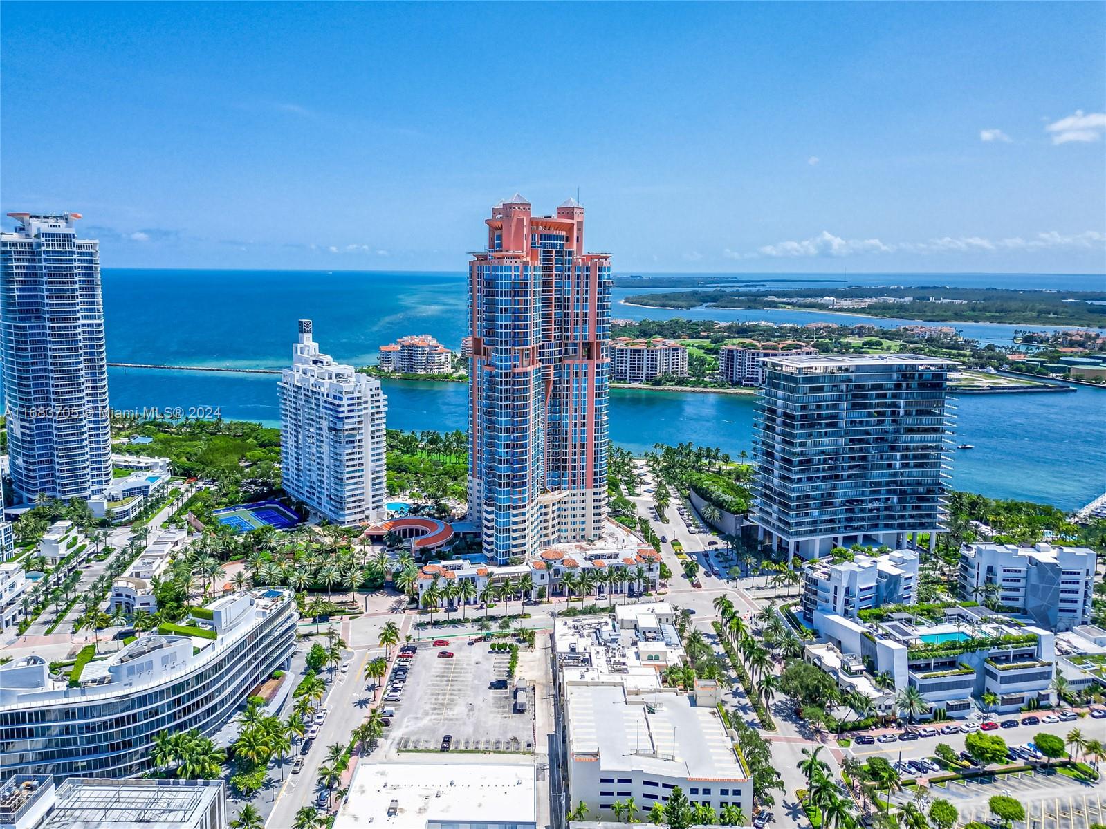 300 S Pointe Dr #2102, Miami Beach FL 33139