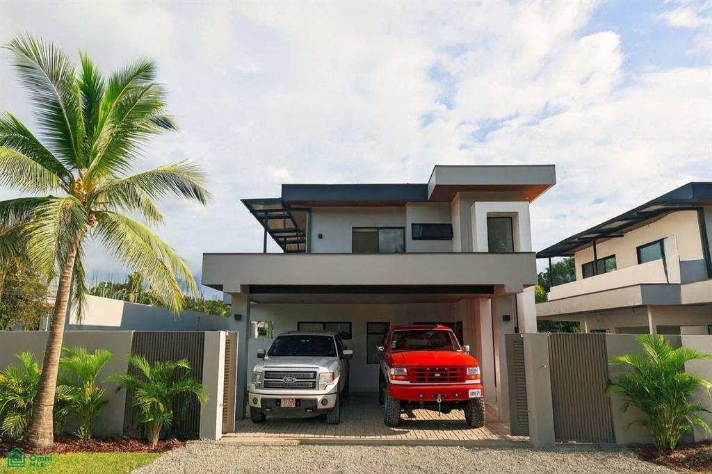 4 bed Single Family Homes For Sale in Osa, Puntarenas - 1