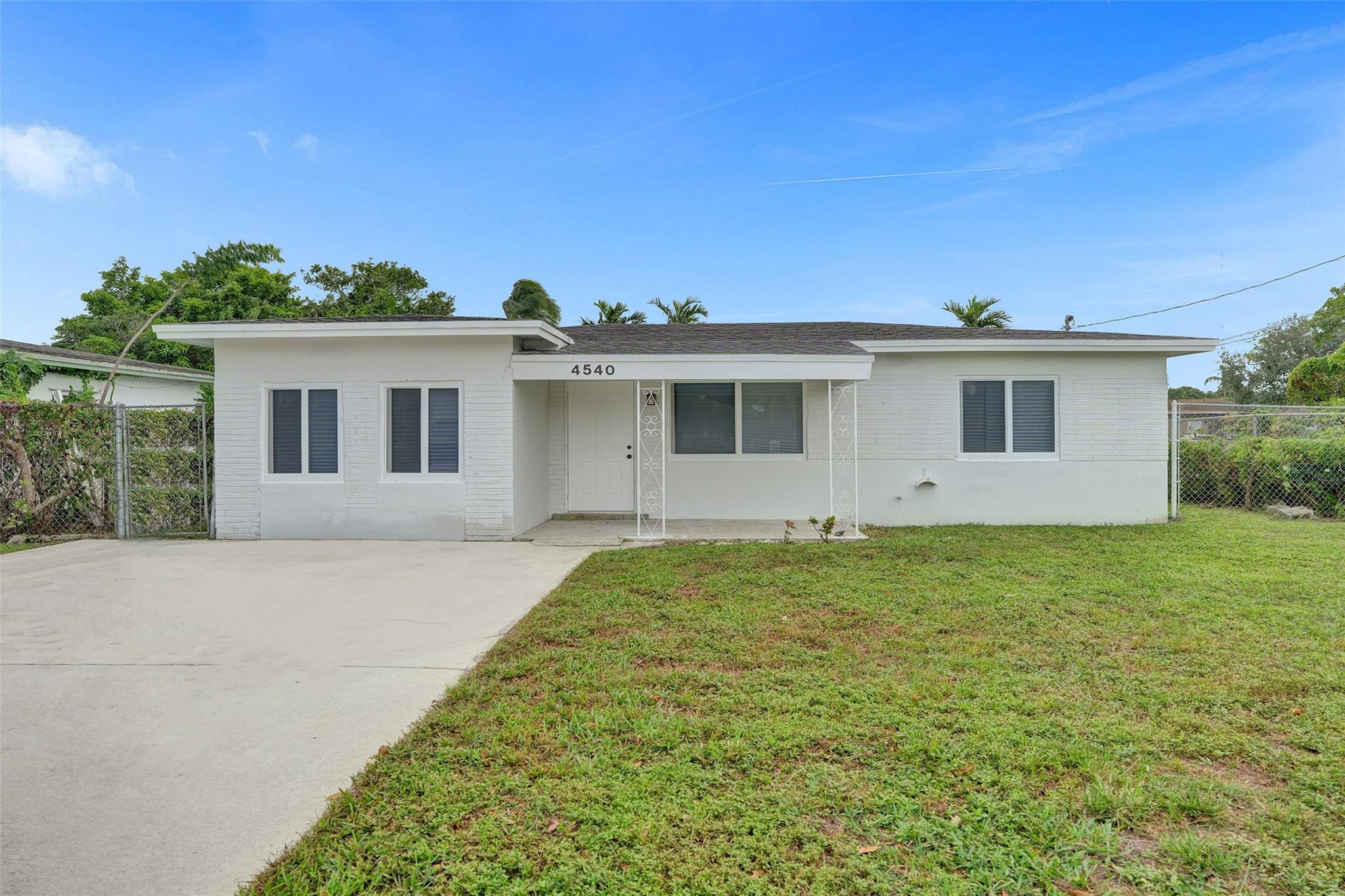 4540 Sw 21st St West Park FL 33023 | F10469934