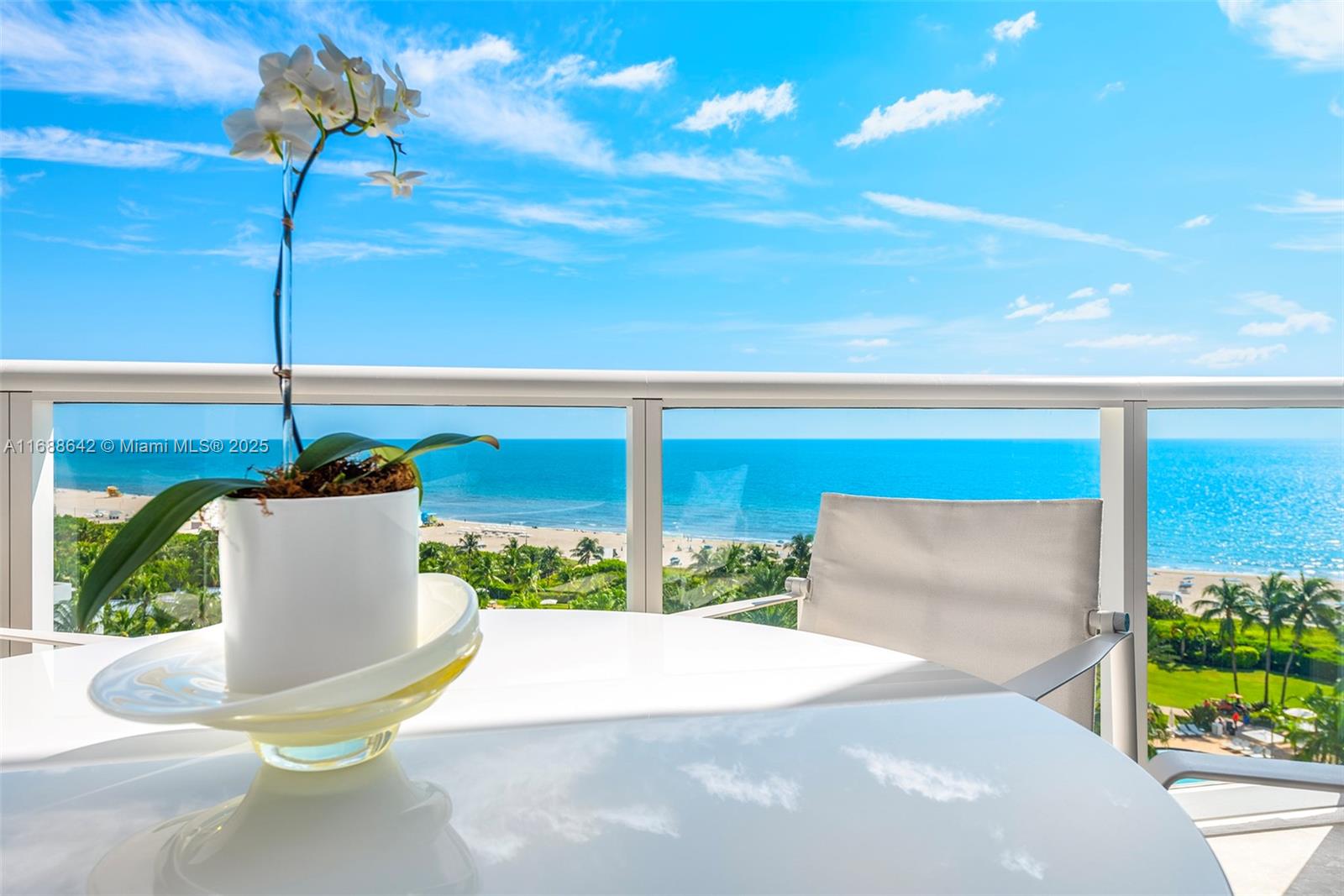 Continuum On South Beach