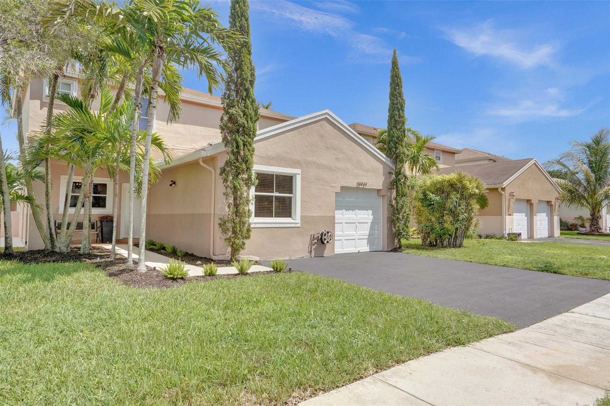 20737 Nw 3rd St, Pembroke Pines, FL 33029, 4 Bedrooms , 3 Bathrooms ,Single Family Residence,Off Market,F10470260, Horizon Palm Realty Group