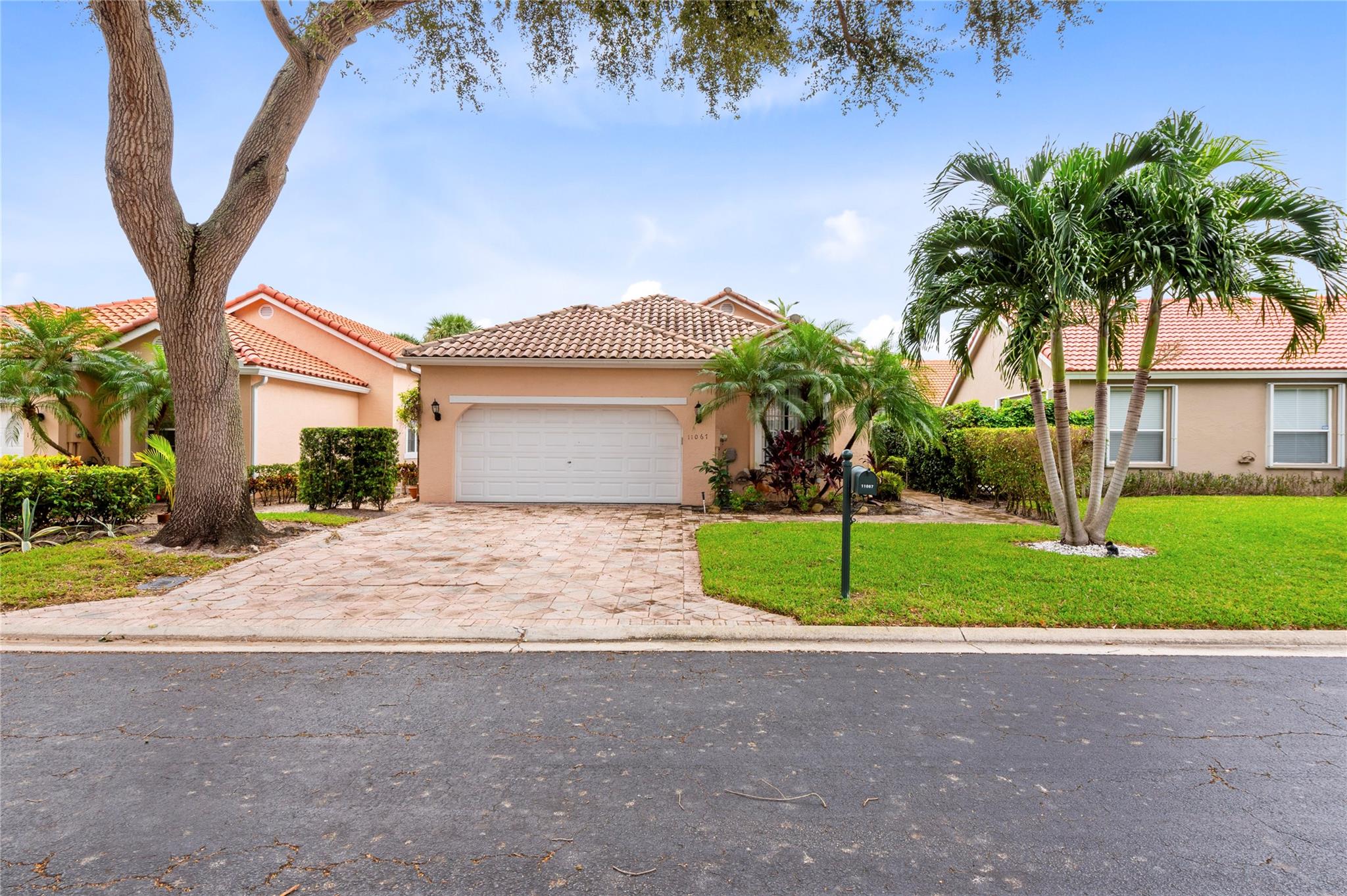 11067 Springbrook Cir Boynton Beach FL 33437 | F10470299