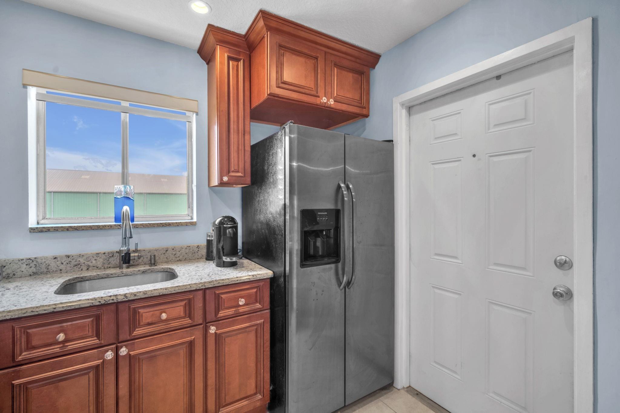 Homes for sale in Lantana, FL | 200 Waterway Dr #309, Lantana, FL 33462 | MLS# F10470291