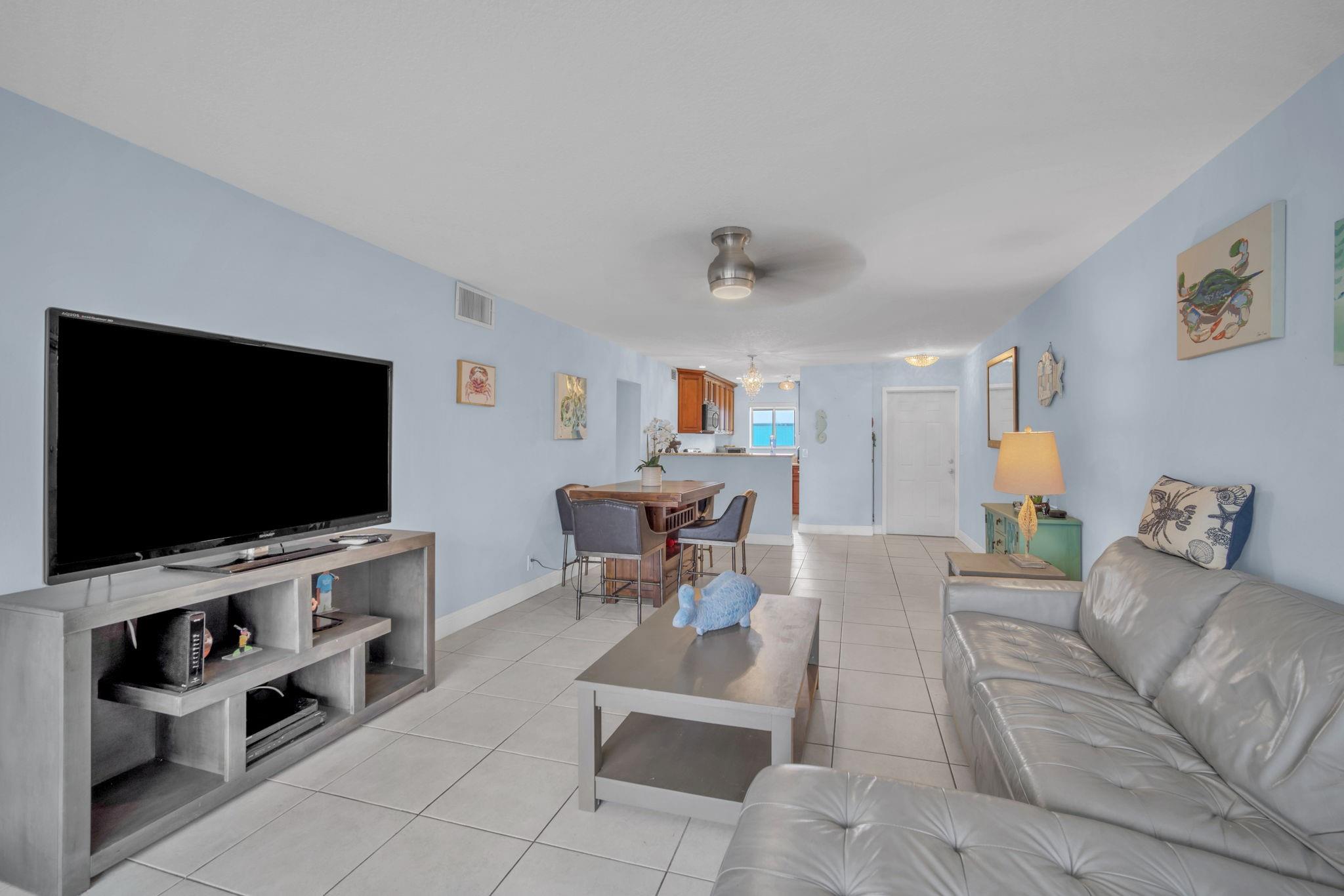 Homes for sale in Lantana, FL | 200 Waterway Dr #309, Lantana, FL 33462 | MLS# F10470291