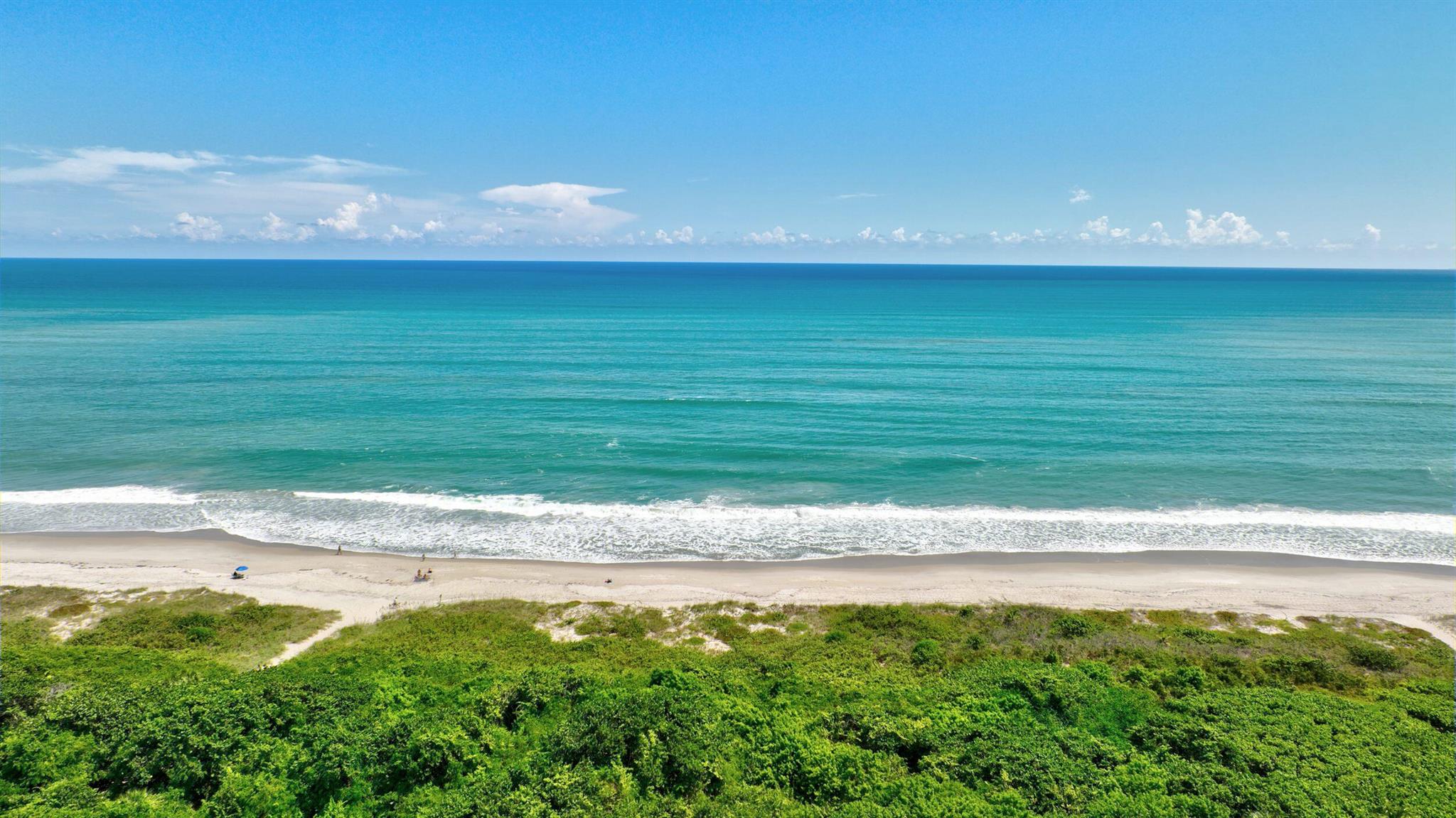 Homes for sale in Hutchinson Island, FL | 1940 Lynx Dr, Hutchinson Island, FL 34949 | MLS# R11035607