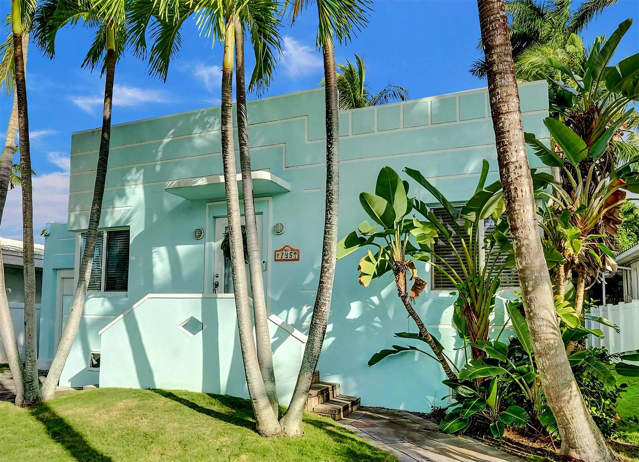 745 Hollywood Blvd Hollywood FL 33019 | F10466964