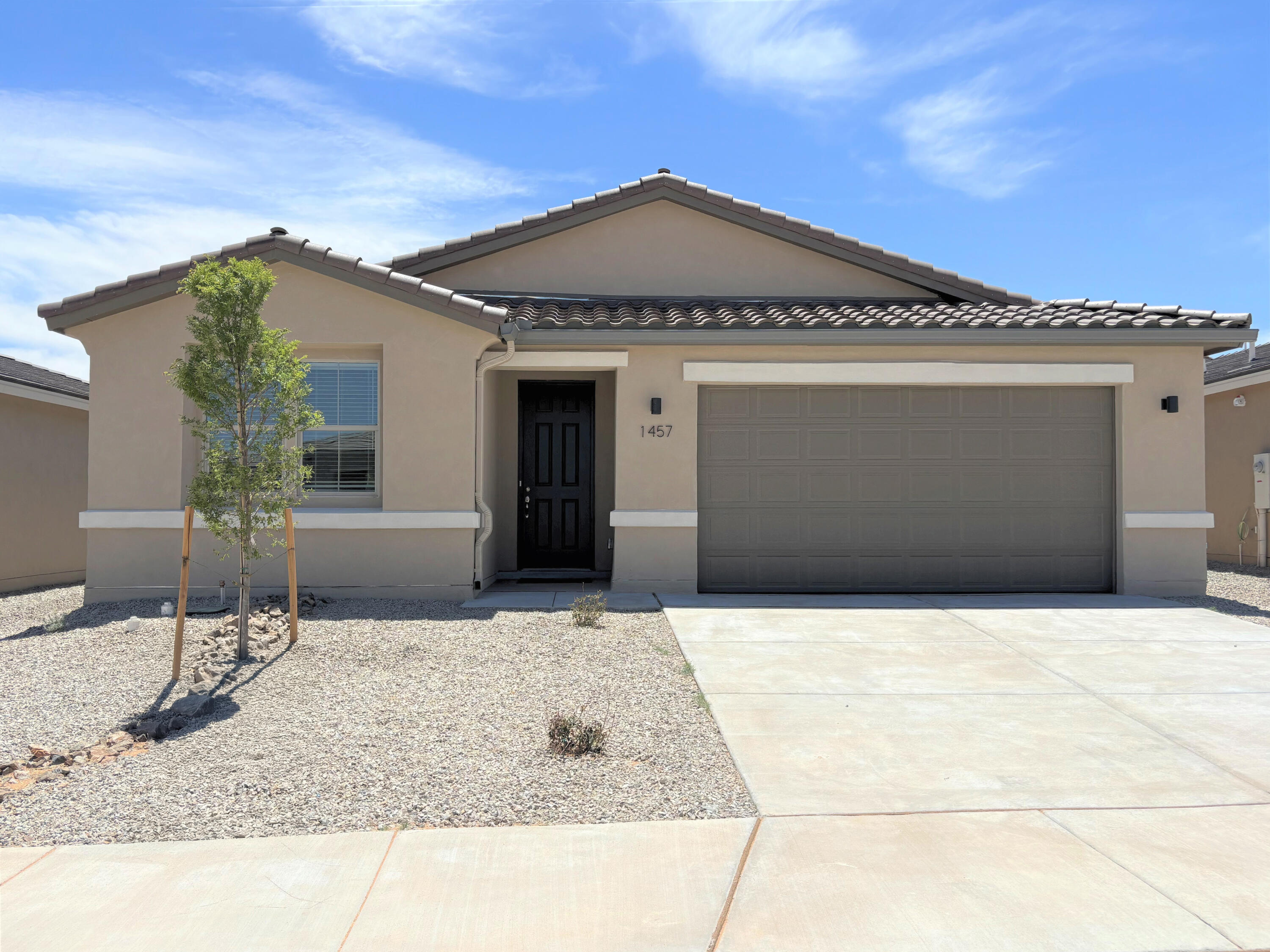 1457 Valle De Colores Street NW Los Lunas, NM 87031