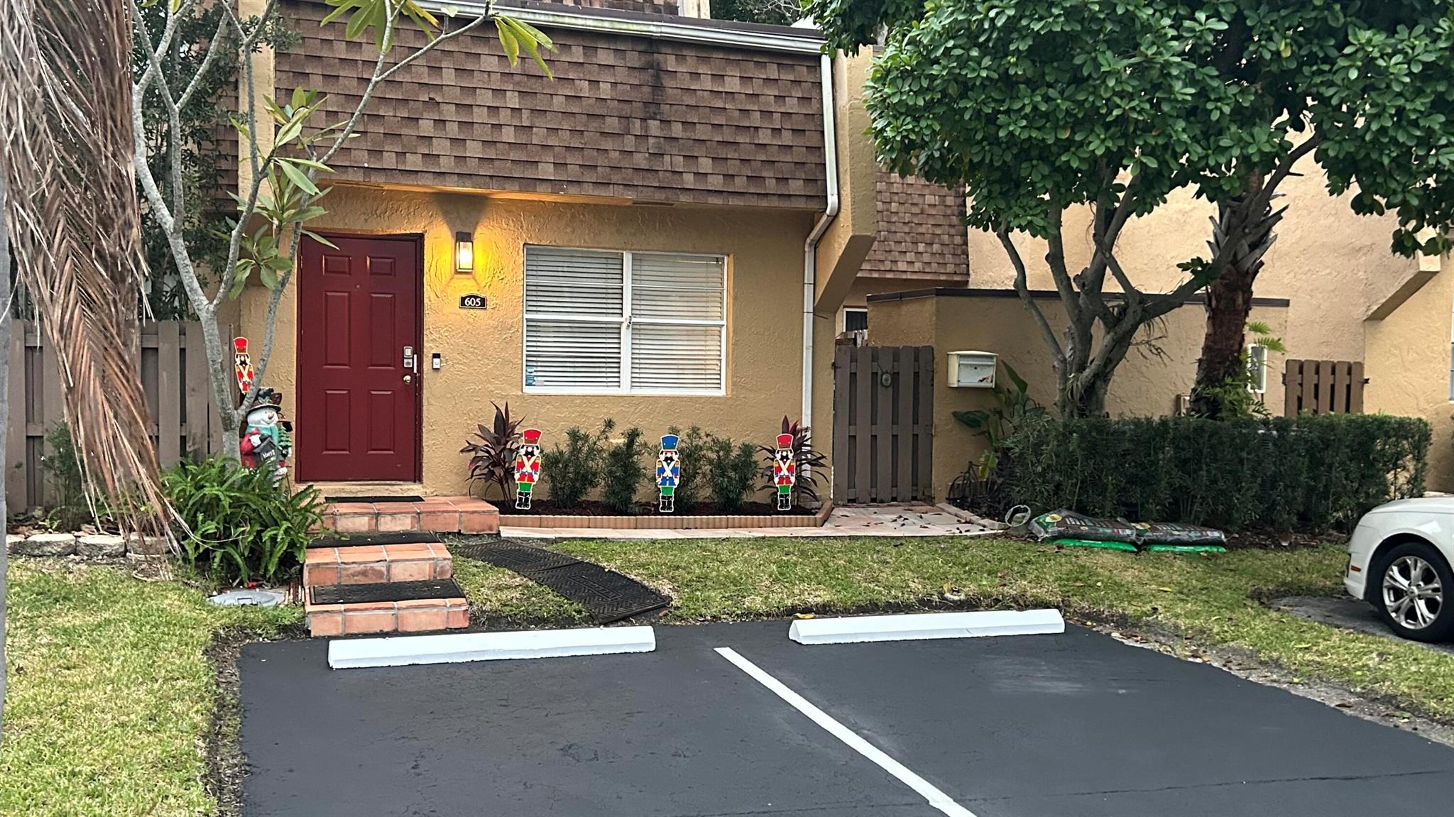 Homes for sale in Sunrise, FL | 3581 Nw 95Th Terrace #605, Sunrise, FL 33351 | MLS# R11036655