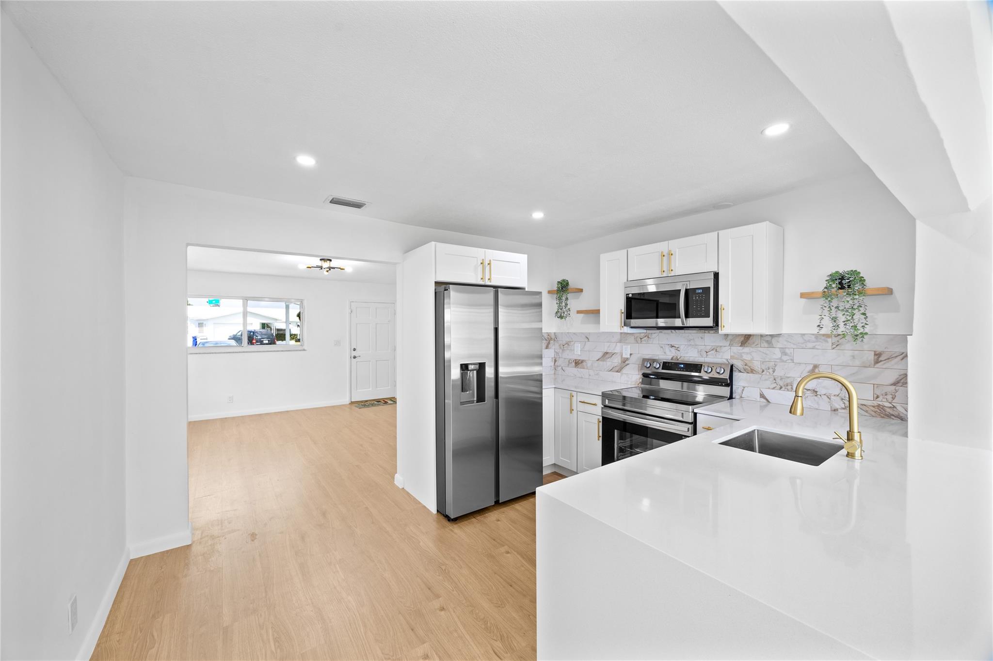 Leisureville Fourth Sec 6