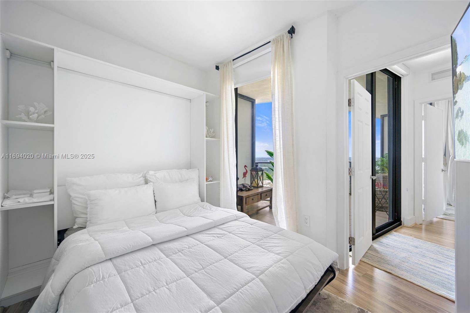 121 NE 34th St #3014, Miami FL 33137