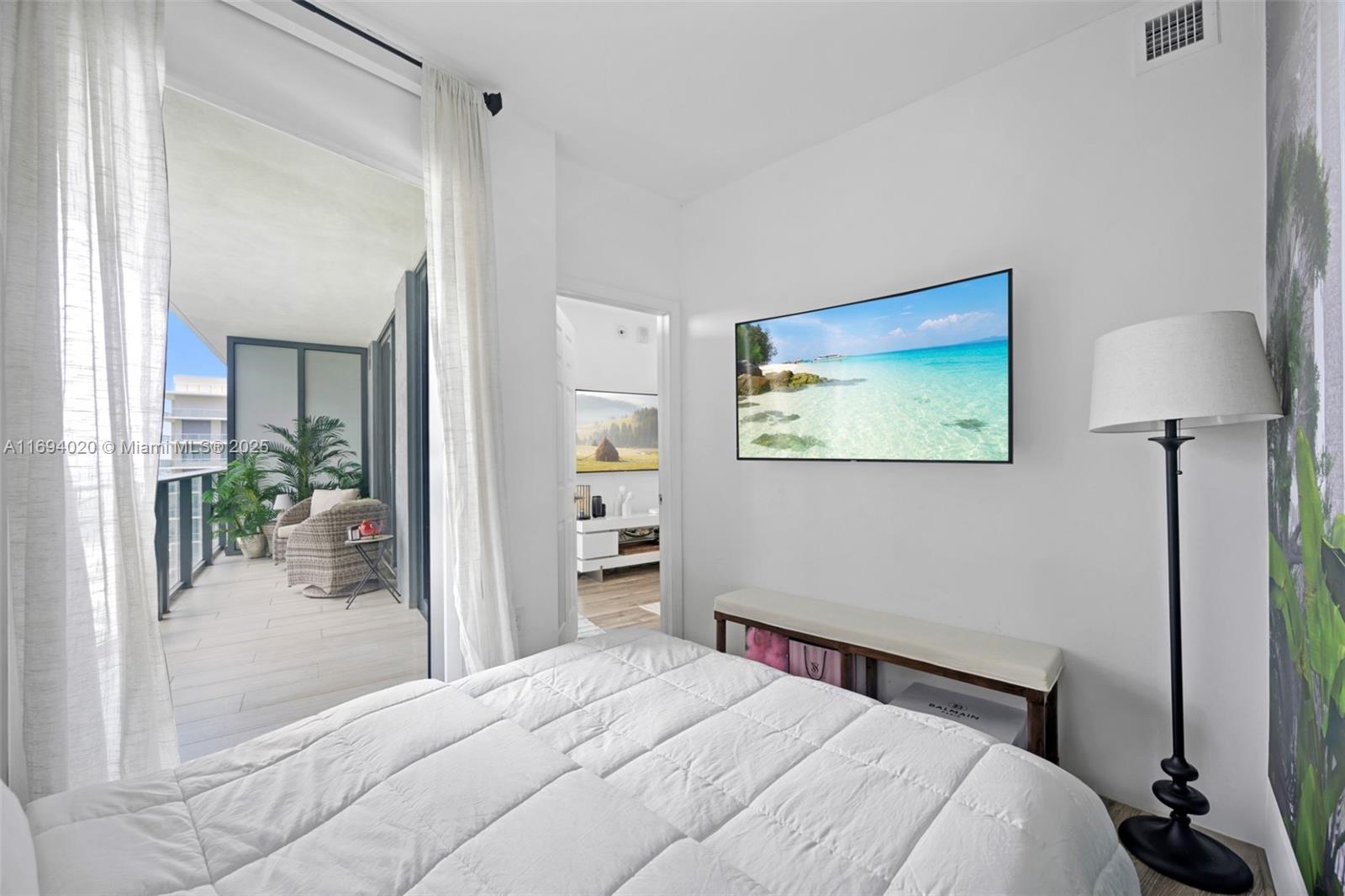 121 NE 34th St #3014, Miami FL 33137
