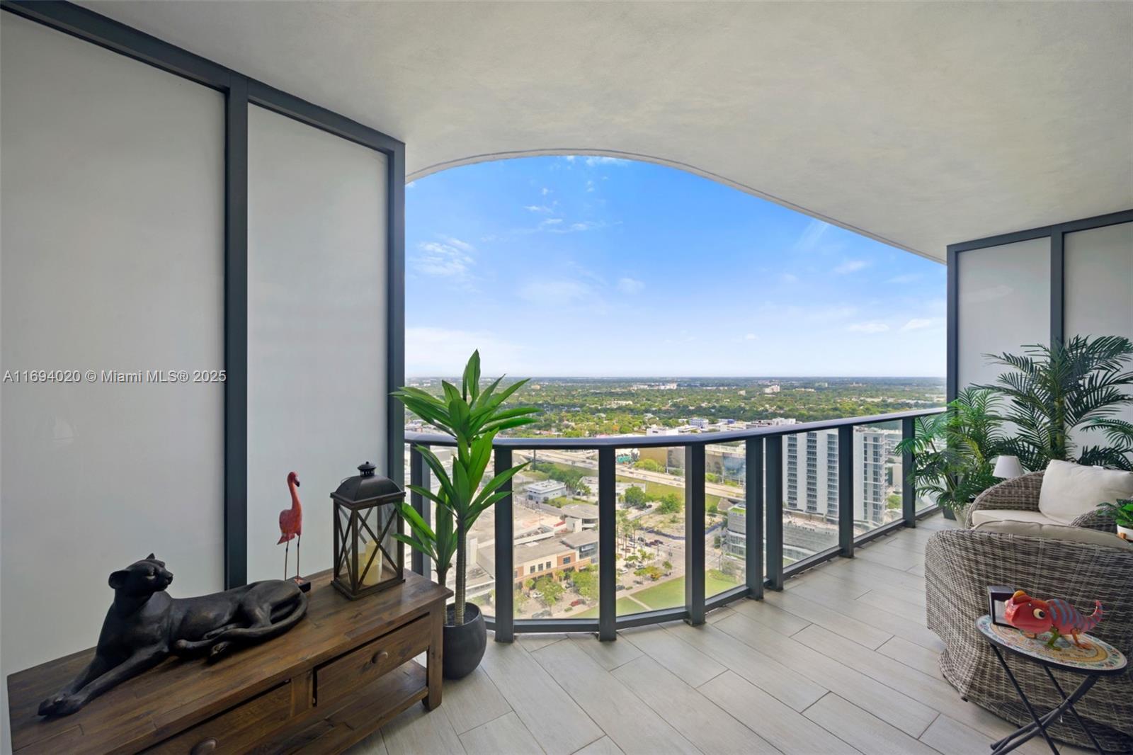 121 NE 34th St #3014, Miami FL 33137