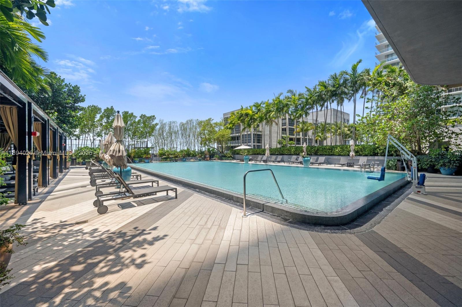 121 NE 34th St #3014, Miami FL 33137