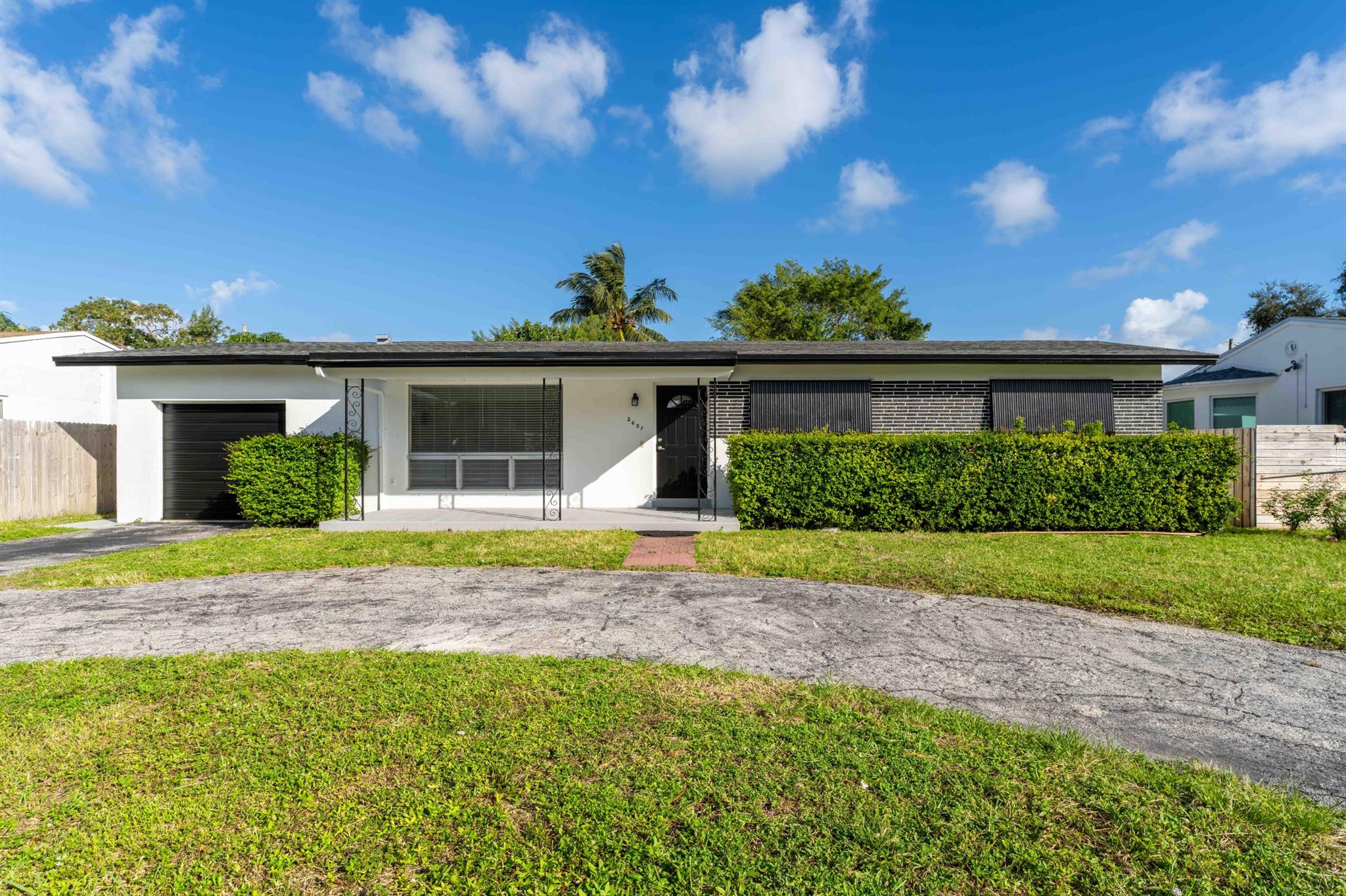 2607 Wiley Street Hollywood FL 33020 | R11037725