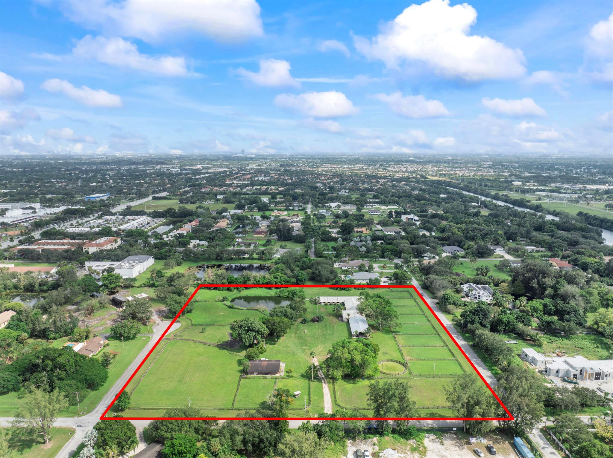 Spring Meadows Farm  / Ro