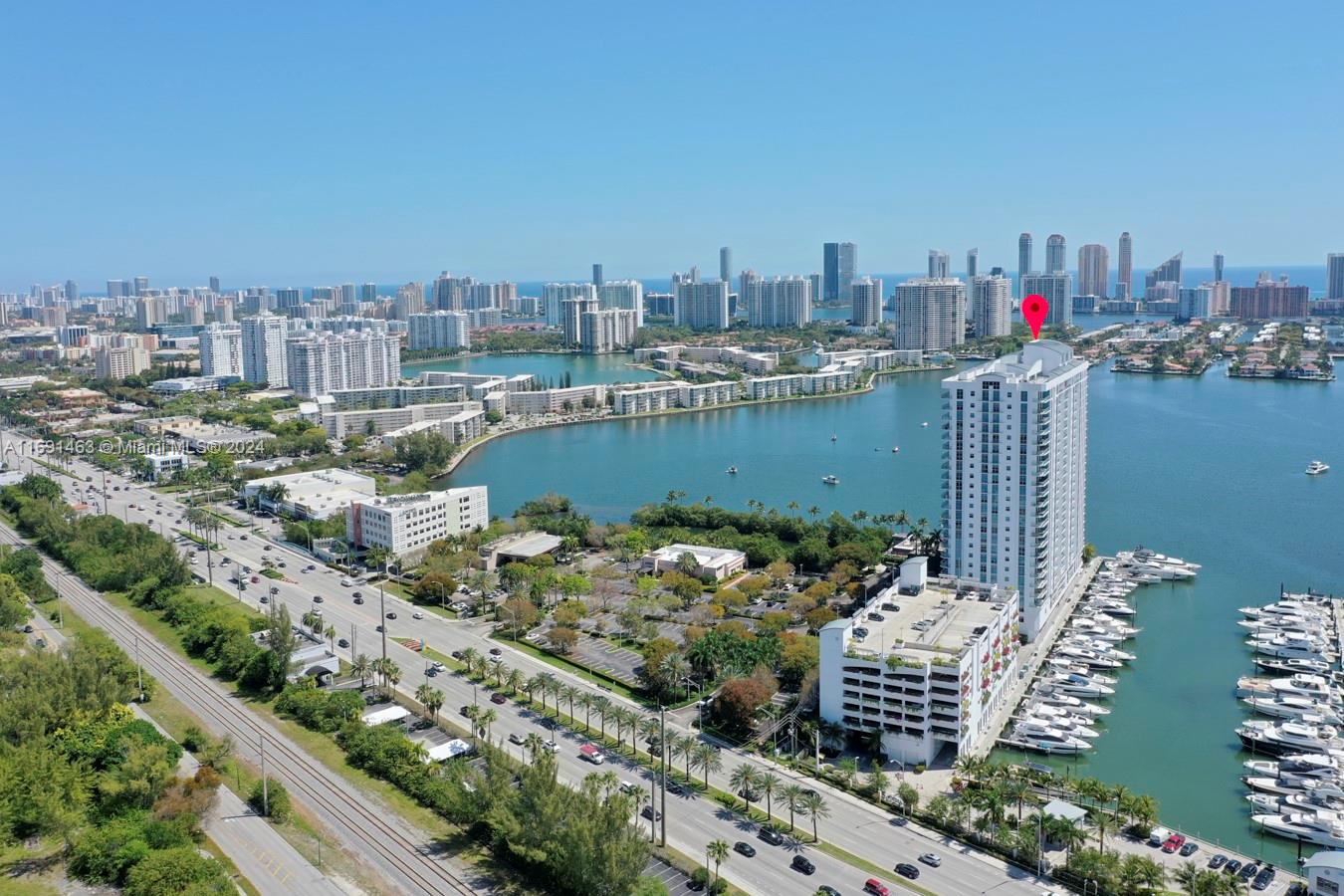 Apartamento à Venda em North Miami, FL