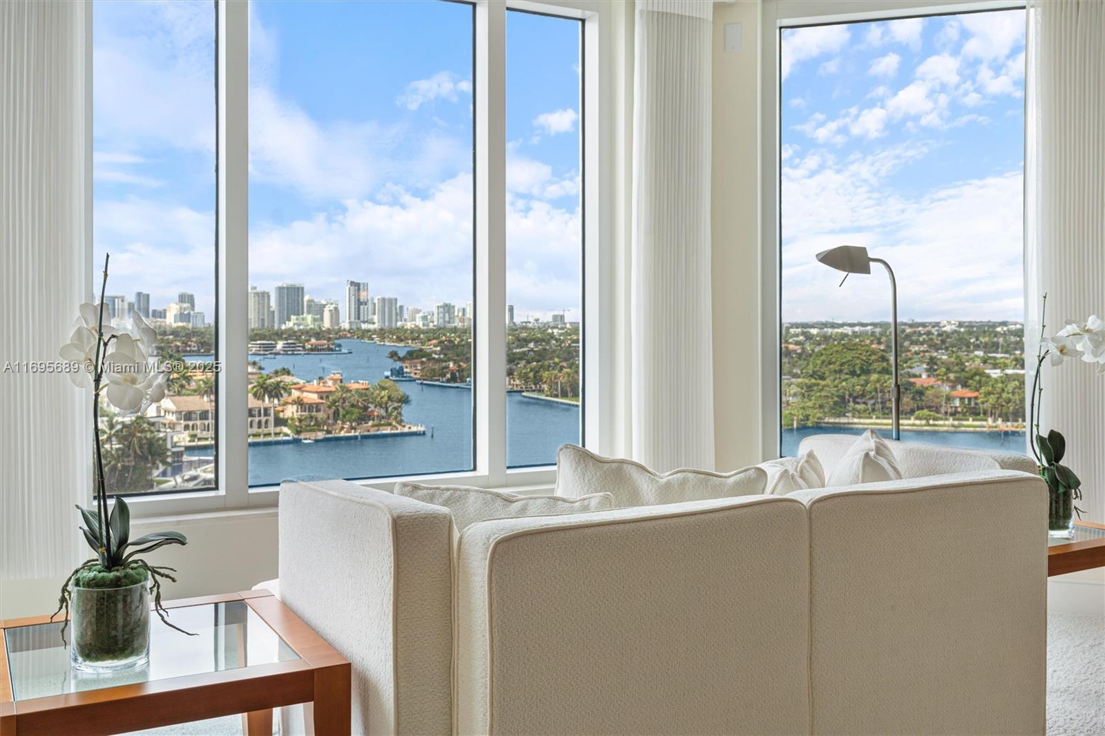 Harbourage Place Condo