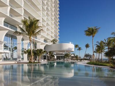 Apartamento à Venda em Sunny Isles Beach, FL