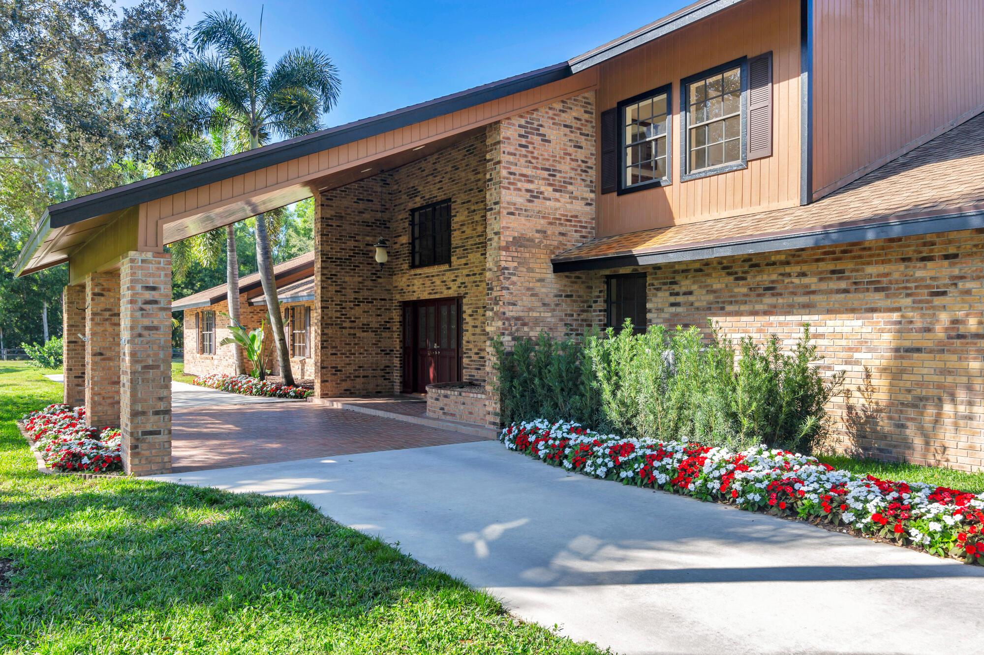 13677 Caloosa Boulevard Palm Beach Gardens FL 33418 | R11039731