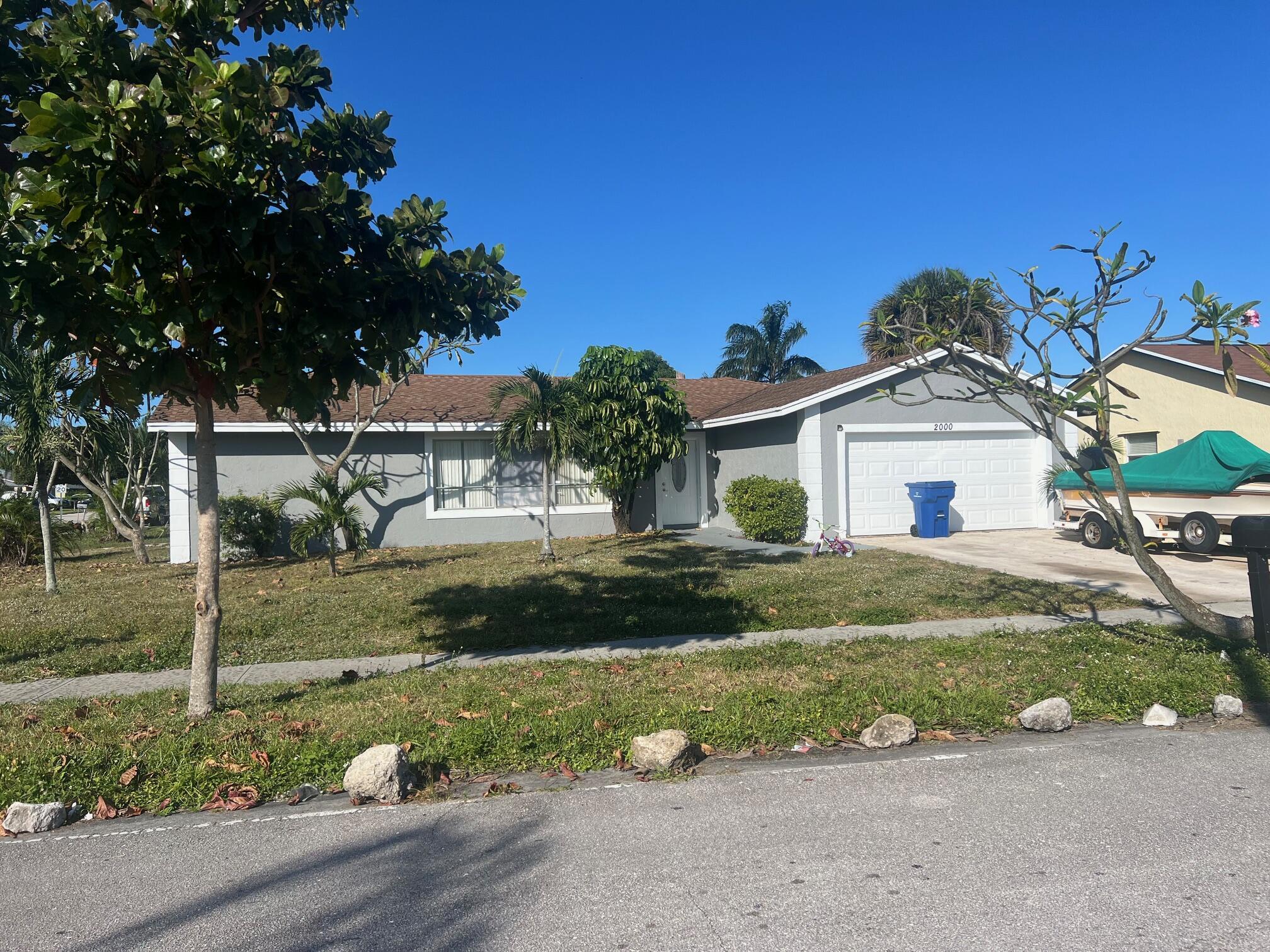 2000 W 23rd Street, Riviera Beach, FL 33404, 4 Bedrooms , 2 Bathrooms ,Single Family Residence,Sold,R11040783, Horizon Palm Realty Group