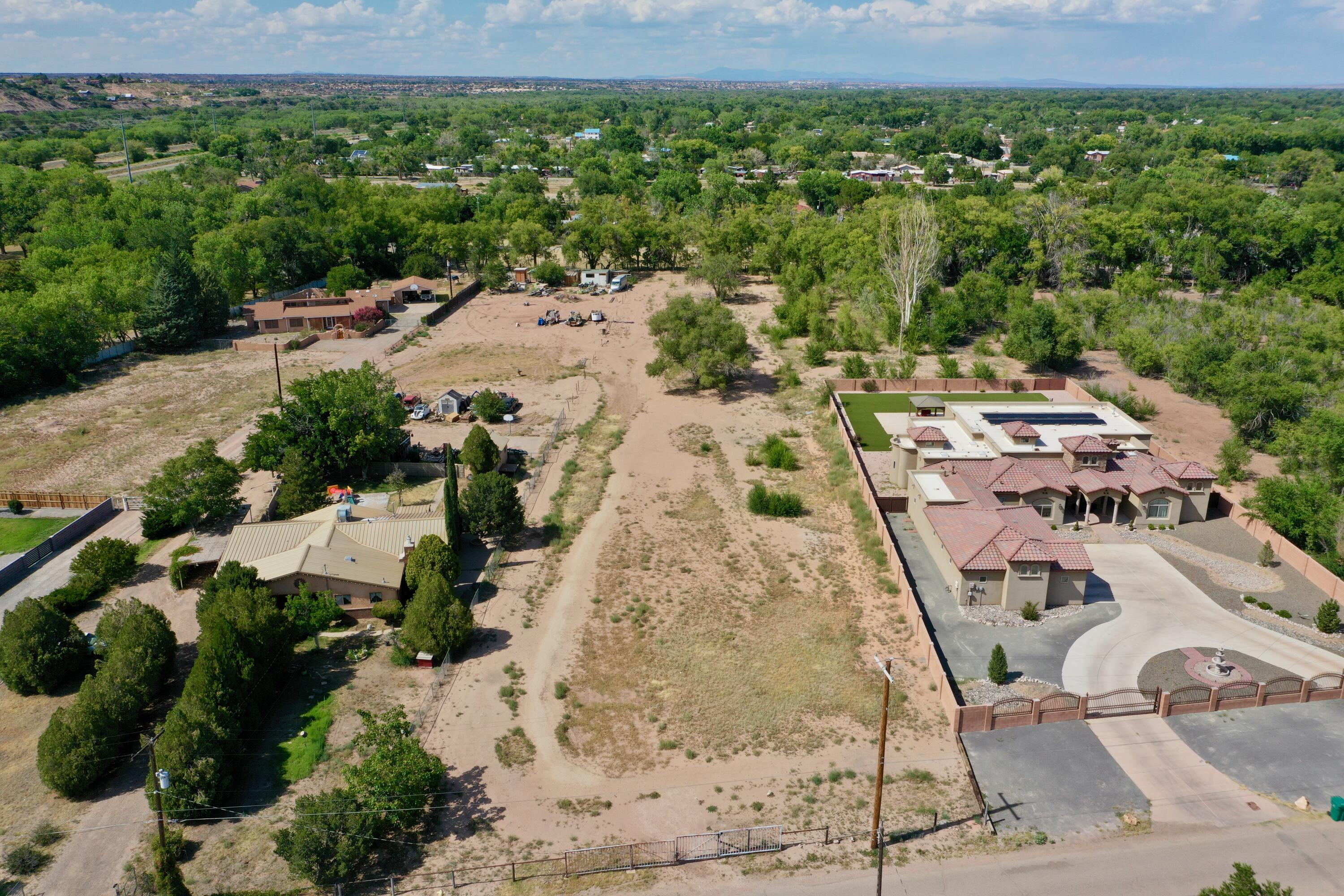 Photo 1 of Land for sale at 3227 Duranes Rd Nw, Albuquerque, NM 87104 | MLS# 1074738 | Listing updated on 2026-09-02