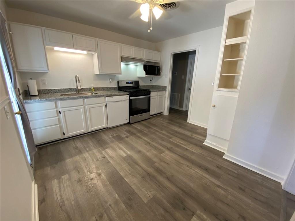 Homes for sale in Harahan, LA | 350 Carolyn Dr, Harahan, LA 70123 | MLS# 2478436