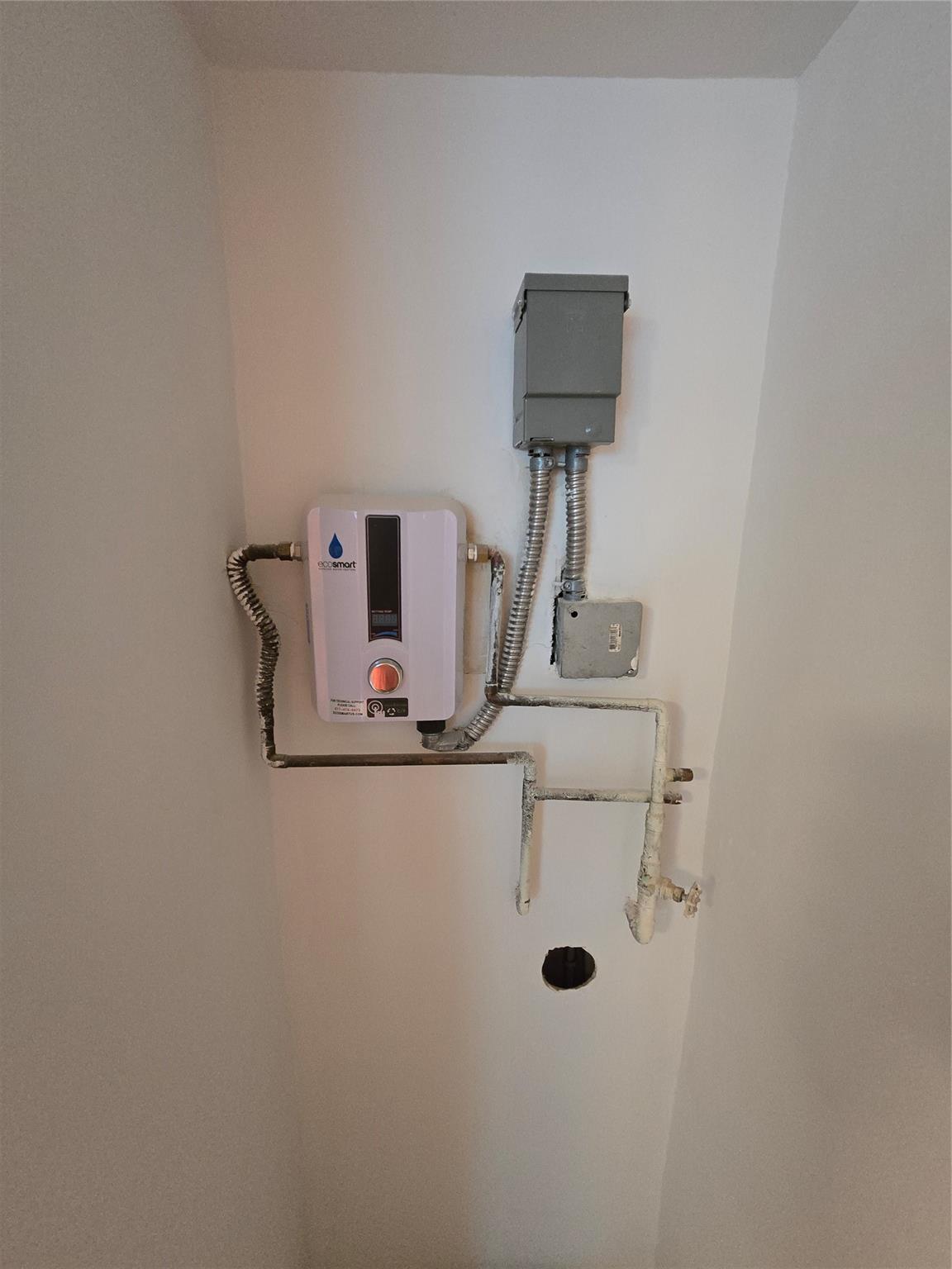 Tankless water heater