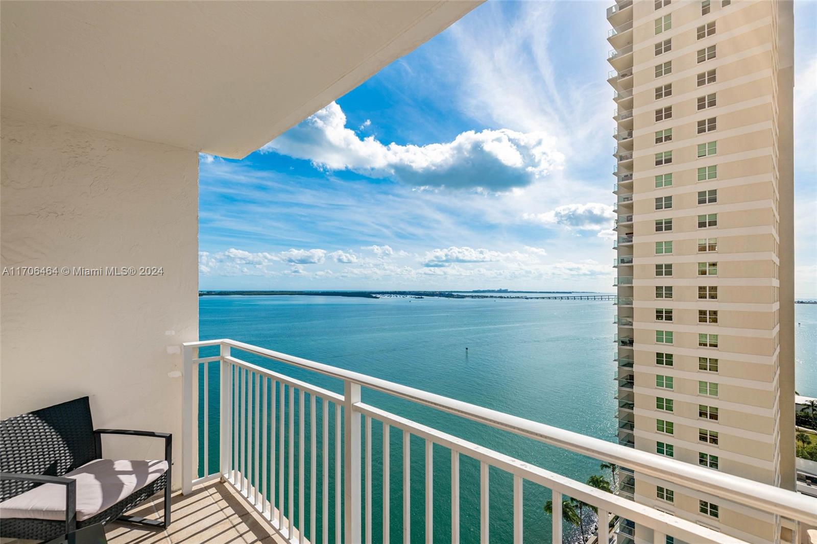 770 Claughton Island Dr #1914, Miami FL 33131