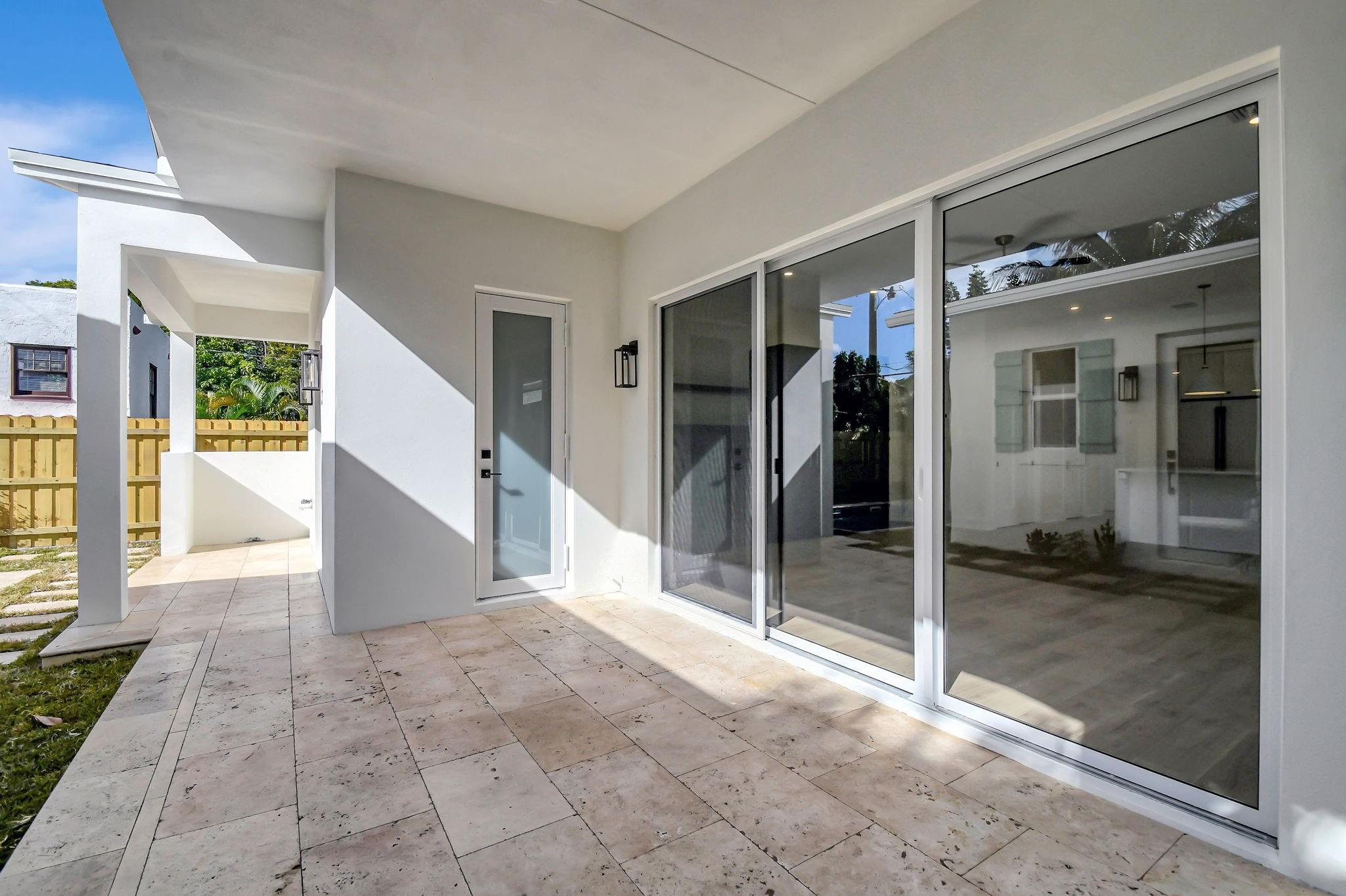Back Patio/Shower/Steam Room