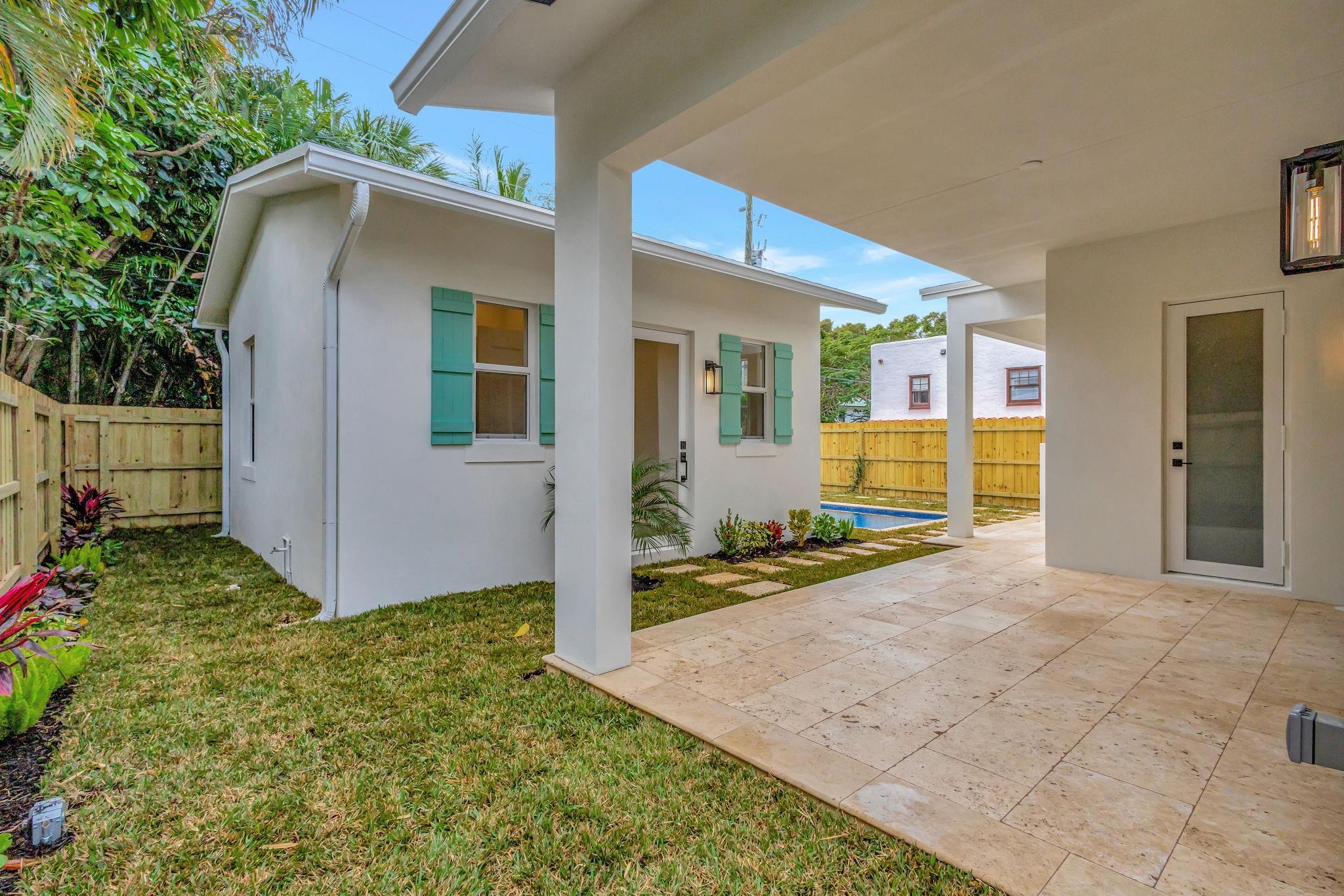 Side Yard/Guest House