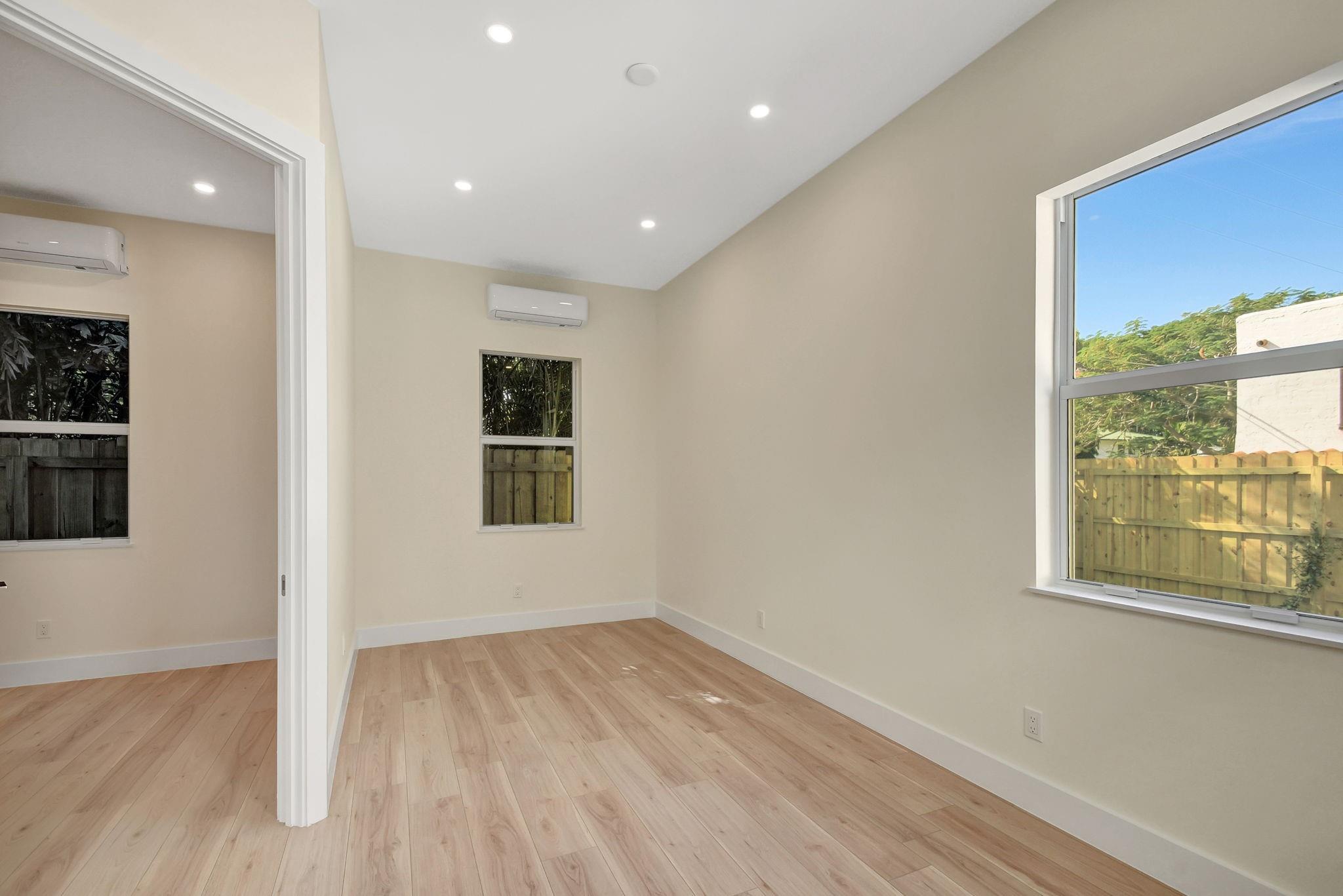 Guest House Bedroom/Living Room
