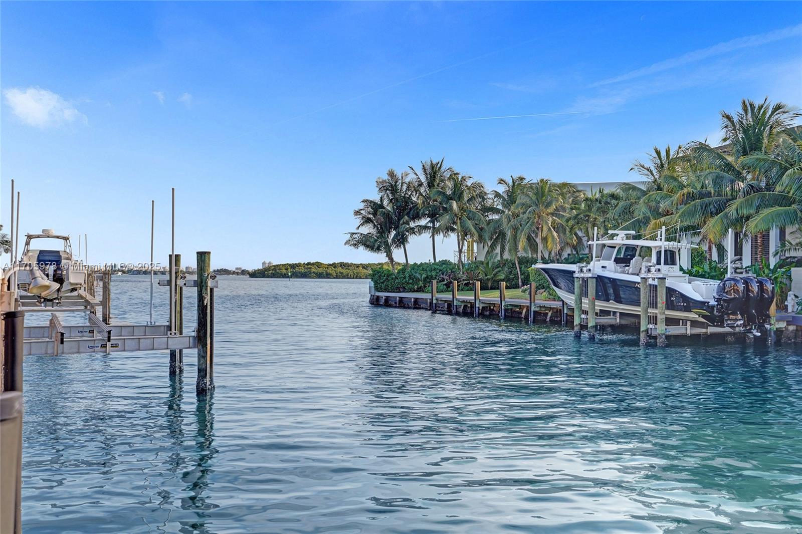 1960 NE 118th Rd, North Miami FL 33181