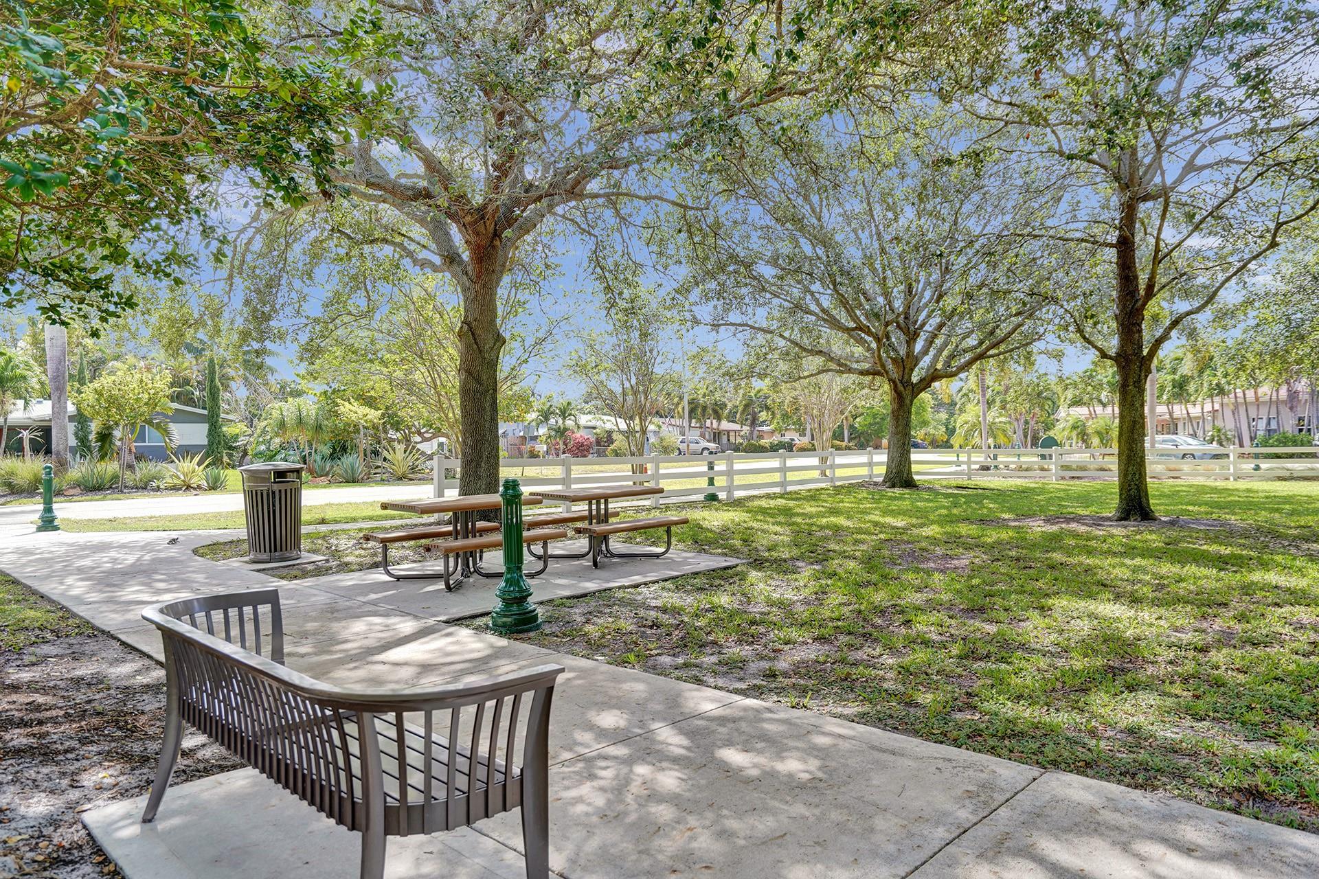 Lloyd Estates Park- 1 block away