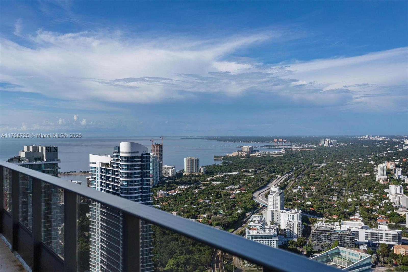 1000 Brickell Plz #UPH6204, Miami FL 33131