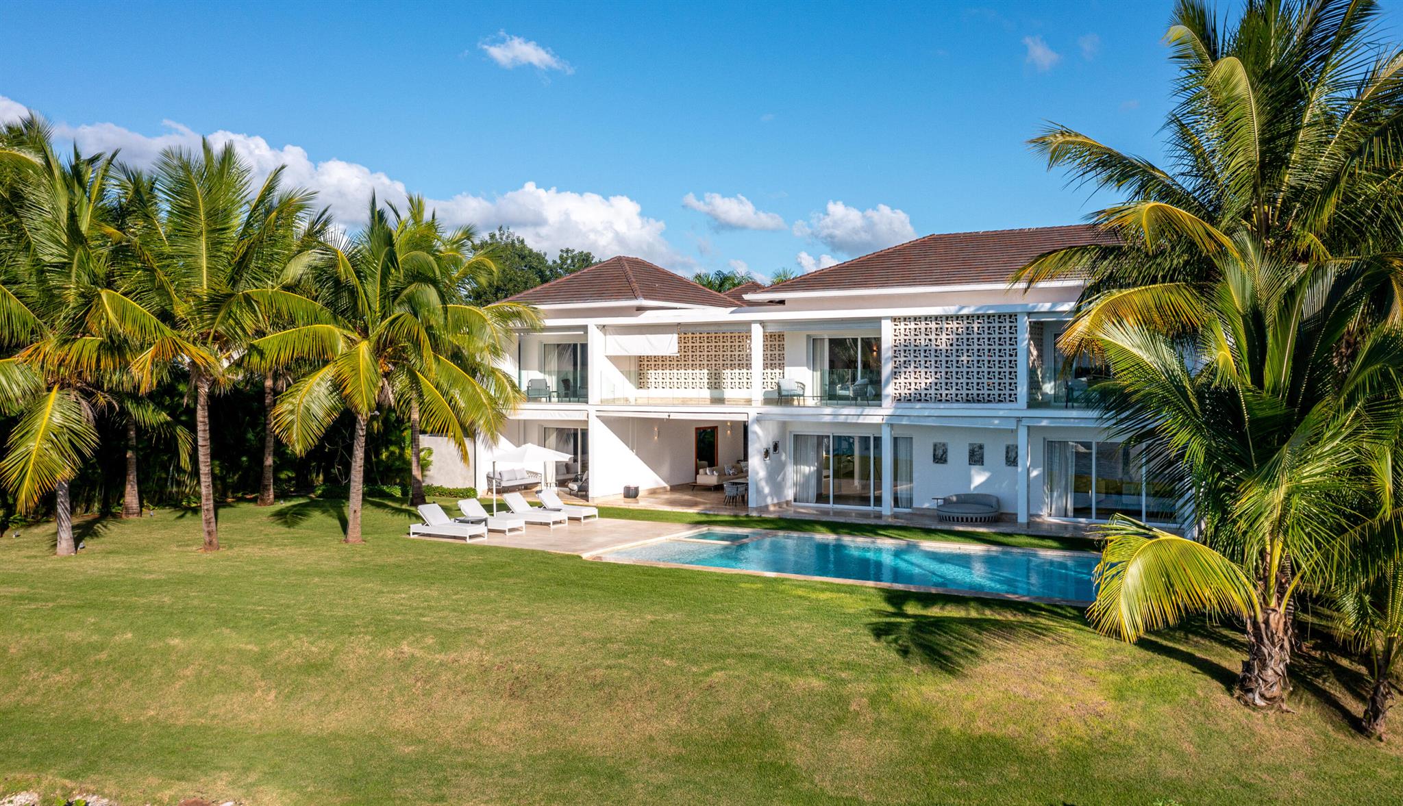 House for Sale in , FL