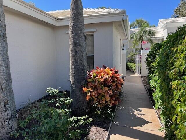 Homes for sale in Wellington, FL | 2543 Country Golf Dr, Wellington, FL 33414 | MLS# R11045122