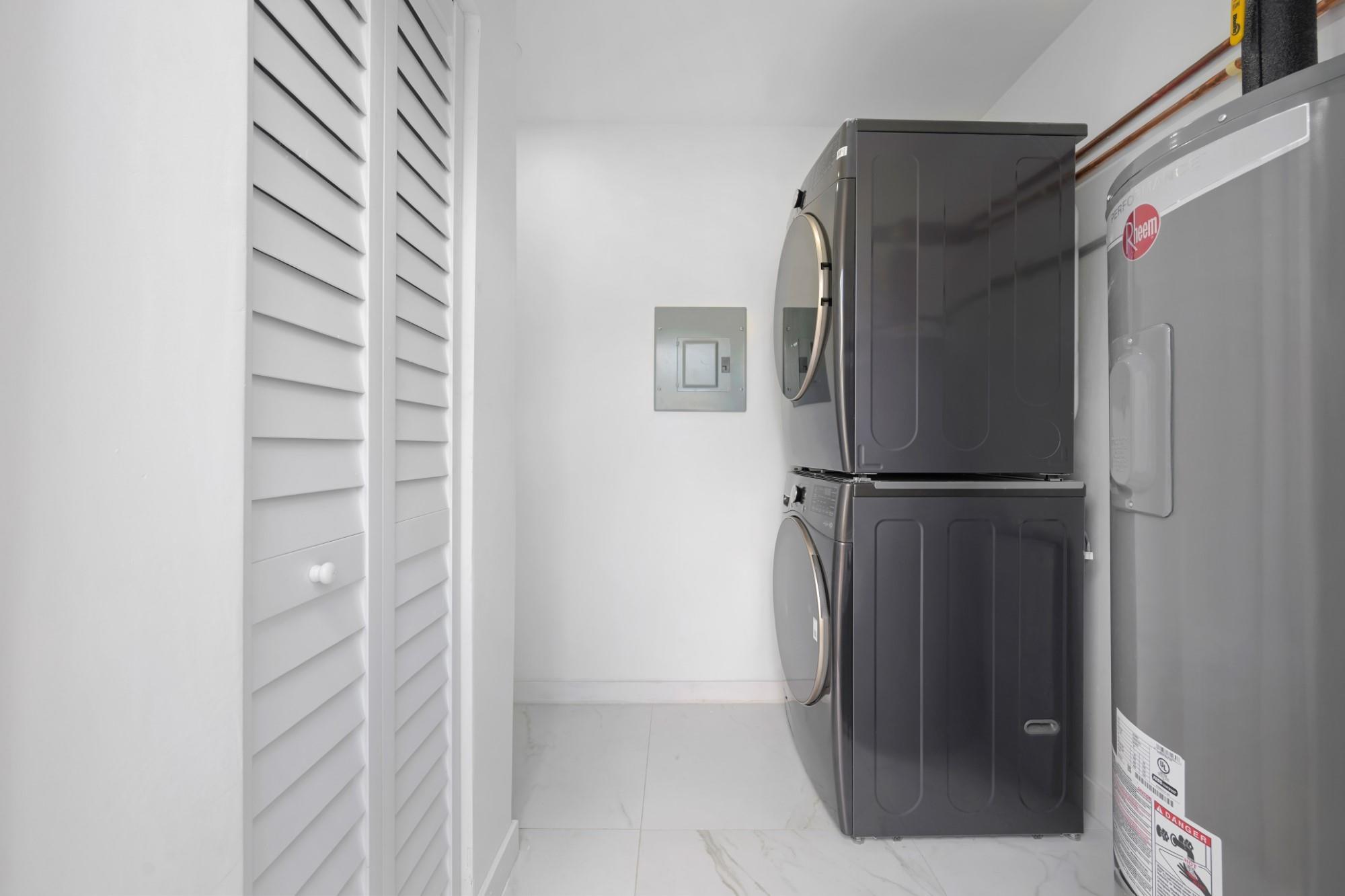 Homes for sale in Miami, FL | 19930 Ne 20th Ct, Miami, FL 33179 | MLS# F10476362