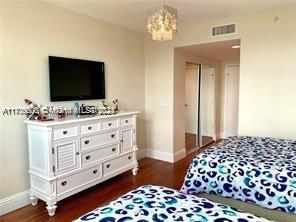 3301 NE 183rd St #1804, Aventura FL 33160