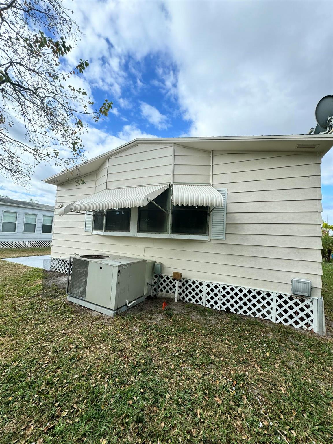 Homes for sale in Fort Pierce, FL | 85 Lagos Del Norte, Fort Pierce, FL 34951 | MLS# R11045439