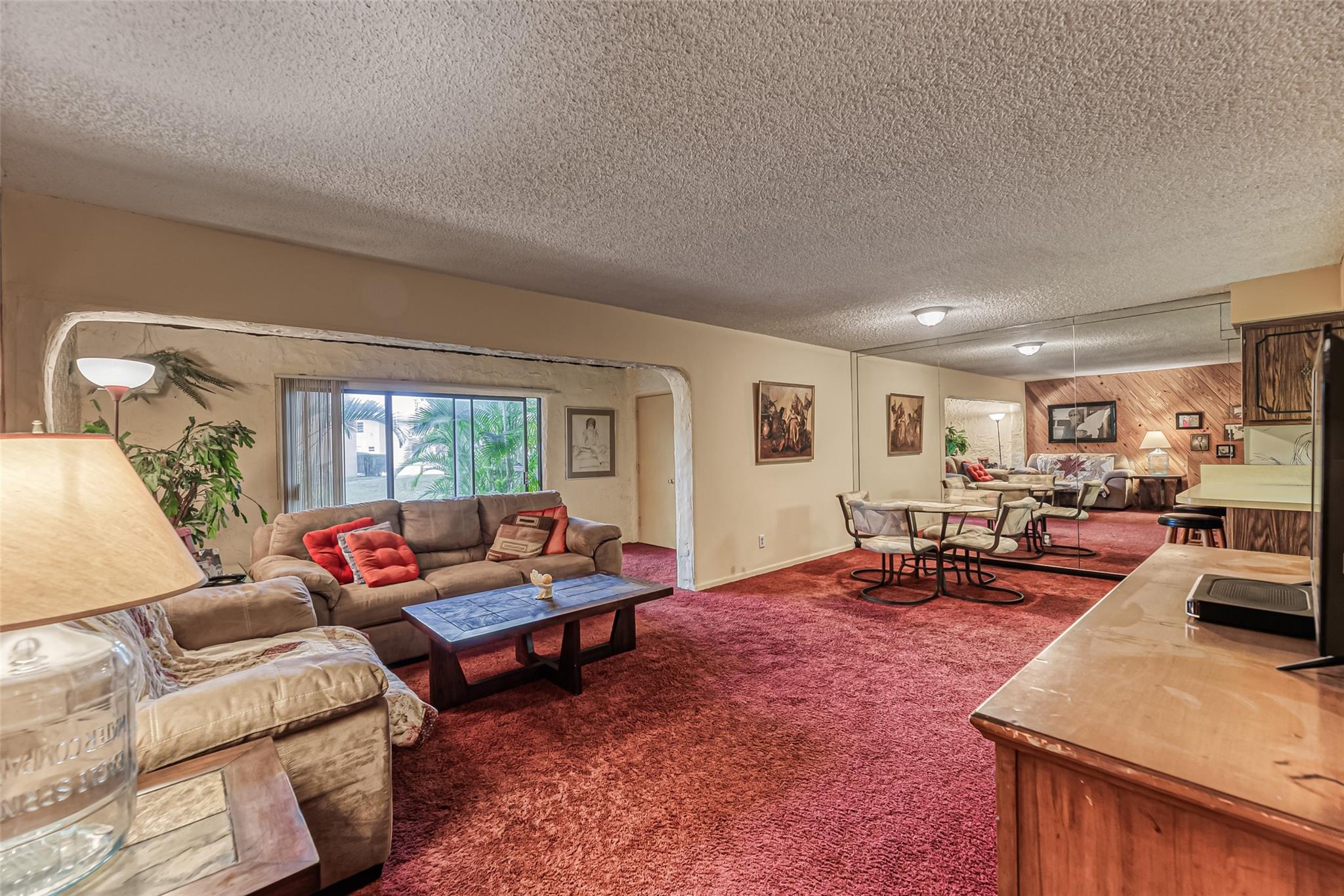 Homes for sale in Tamarac, FL | 73 Ann Lee Ln, Tamarac, FL 33319 | MLS# F10476165