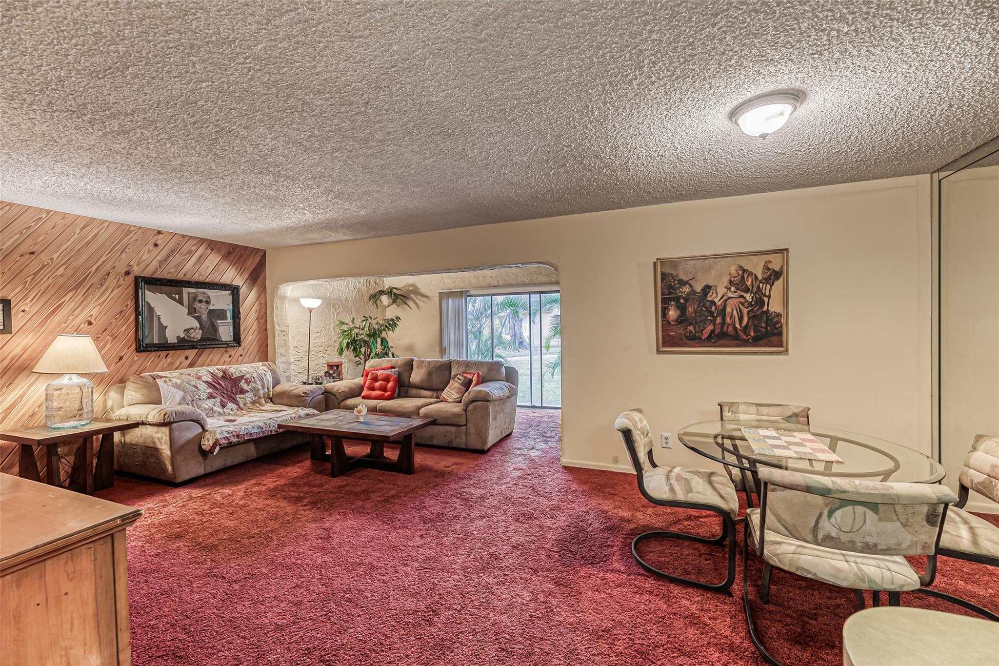 Homes for sale in Tamarac, FL | 73 Ann Lee Ln, Tamarac, FL 33319 | MLS# F10476165