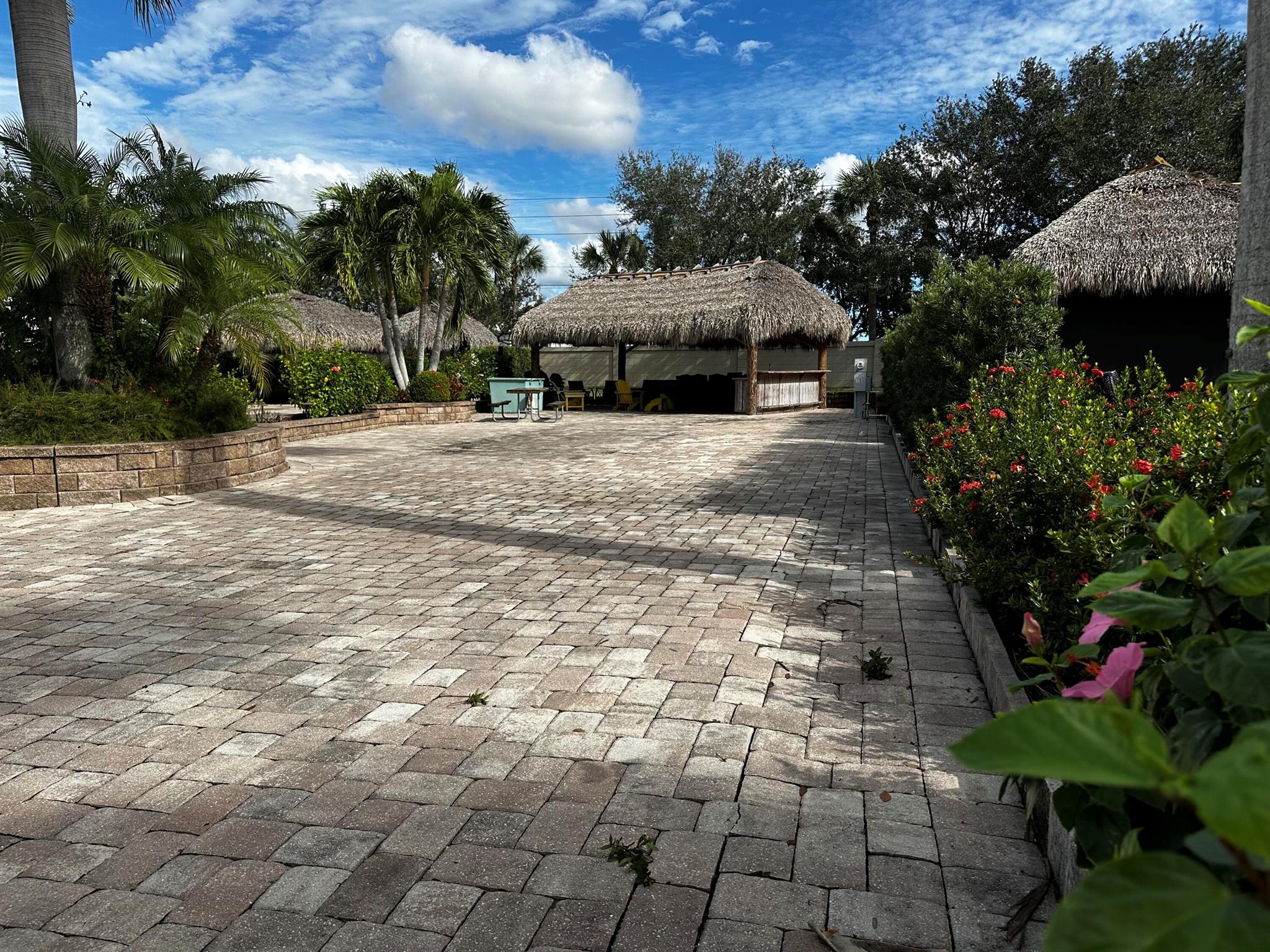 Homes for sale in Port St Lucie, FL | 155 Nw Hazard Way, Port St Lucie, FL 34986 | MLS# R11046311