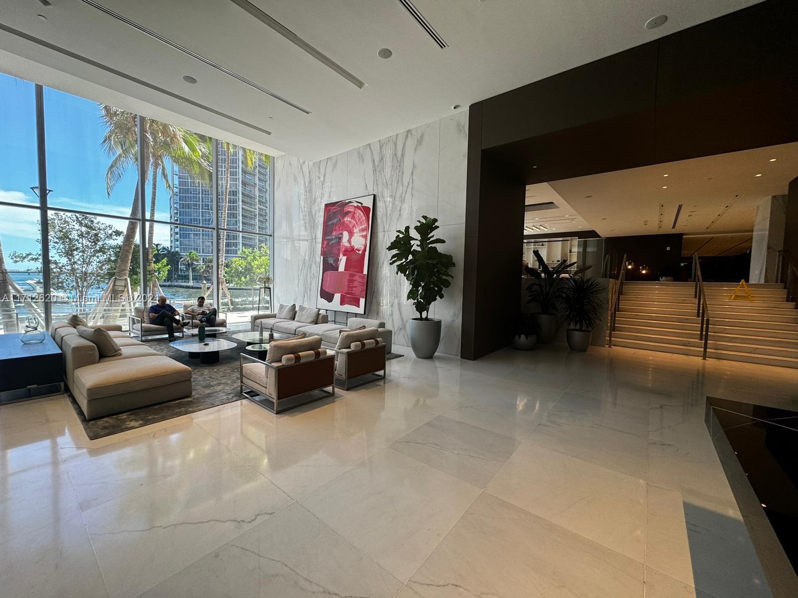 Condo for Sale in Miami, FL