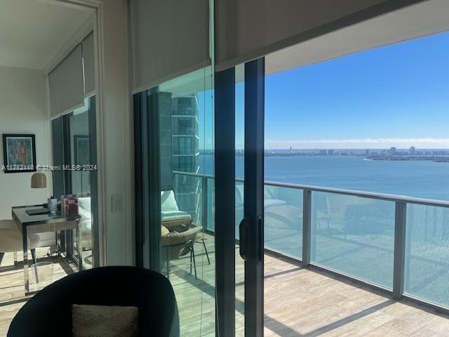 Condo for Sale in Miami, FL