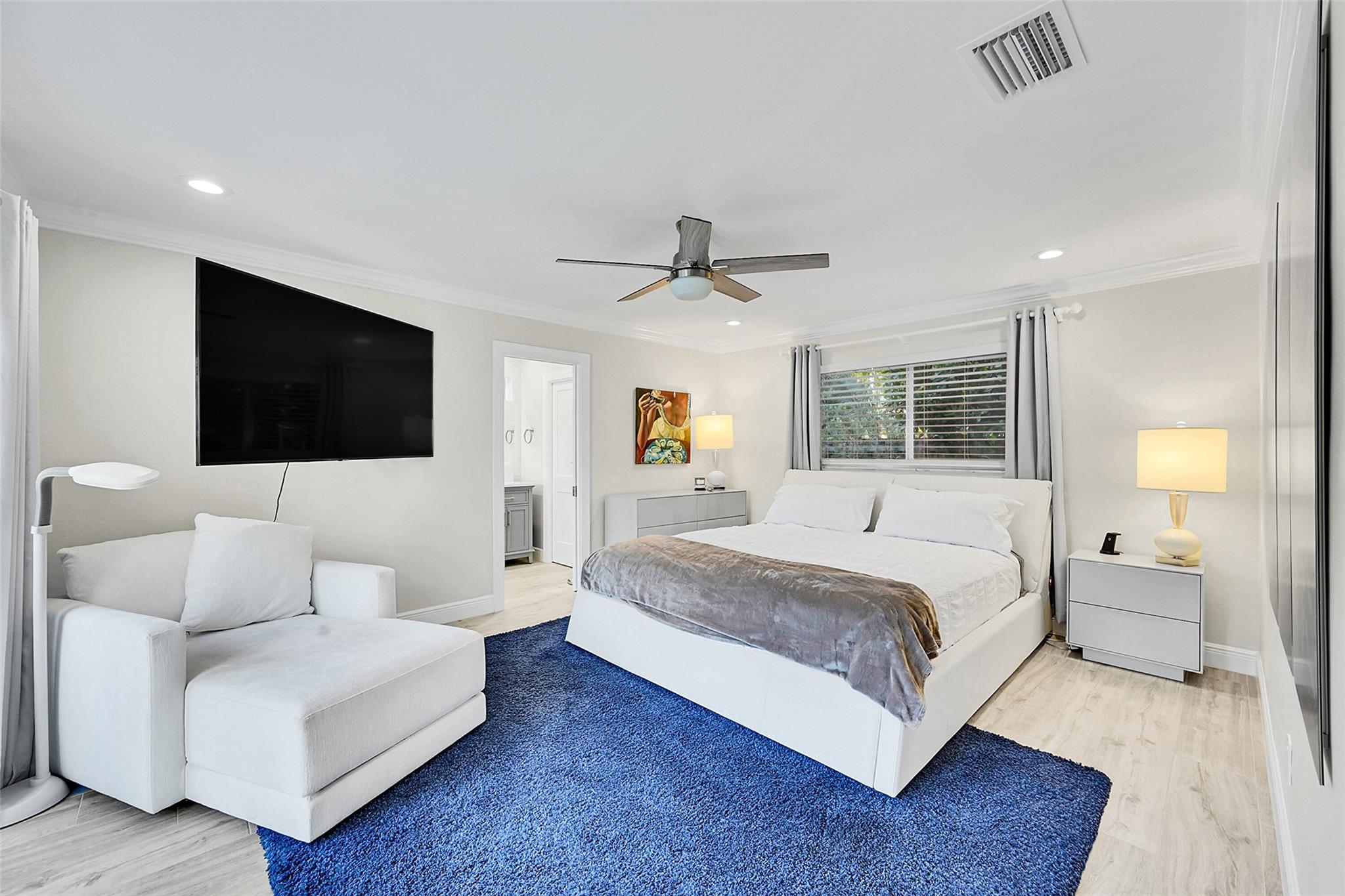 Primary En-suite bedroom...