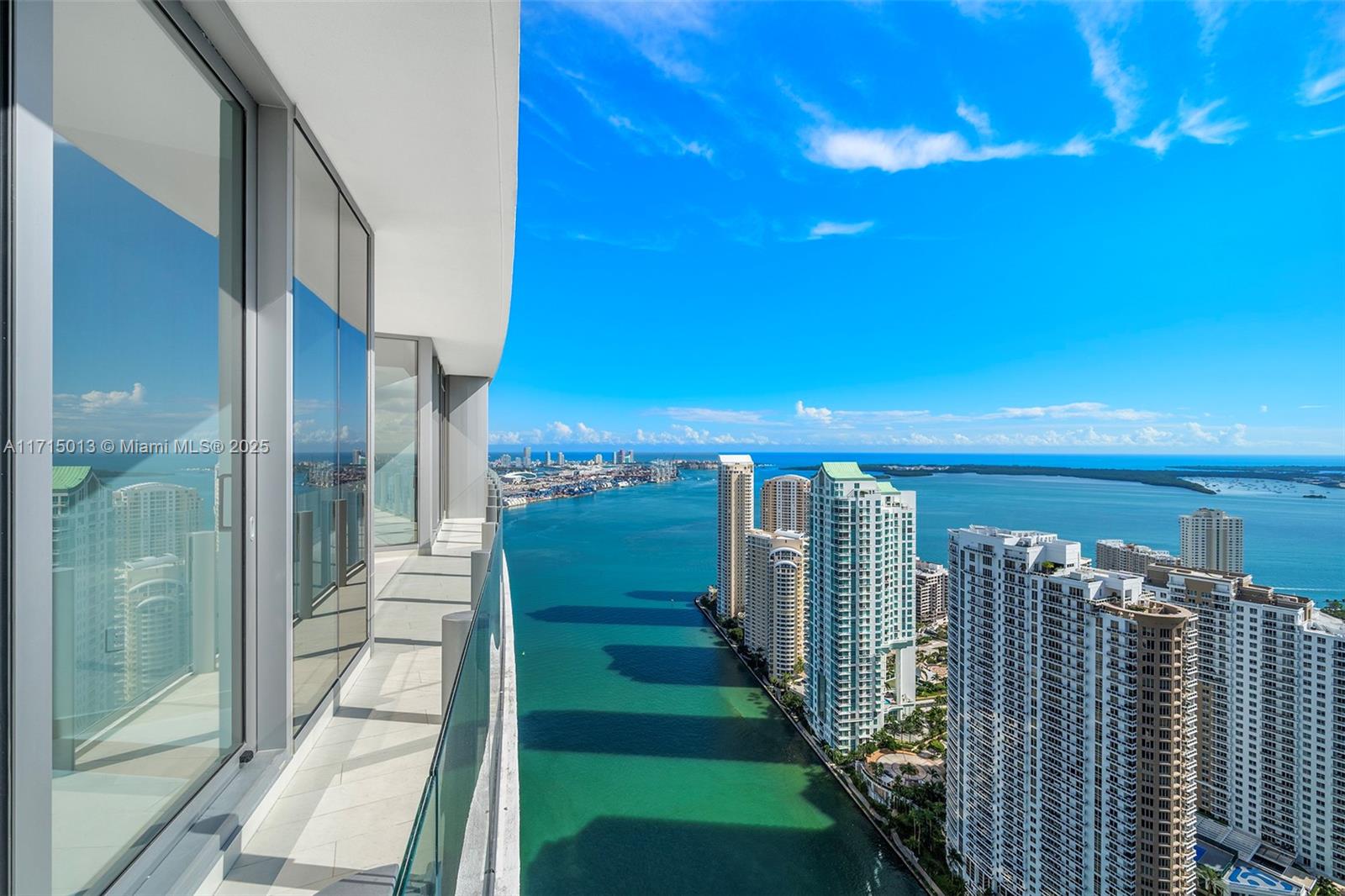 Condo for Sale in Miami, FL