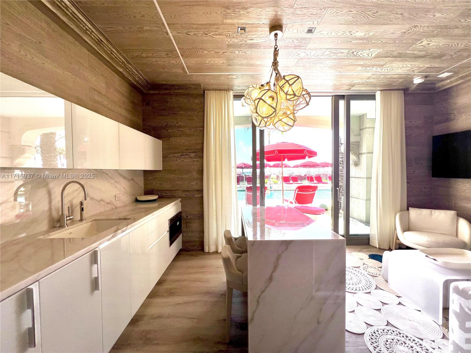 Condo for Sale in Sunny Isles Beach, FL